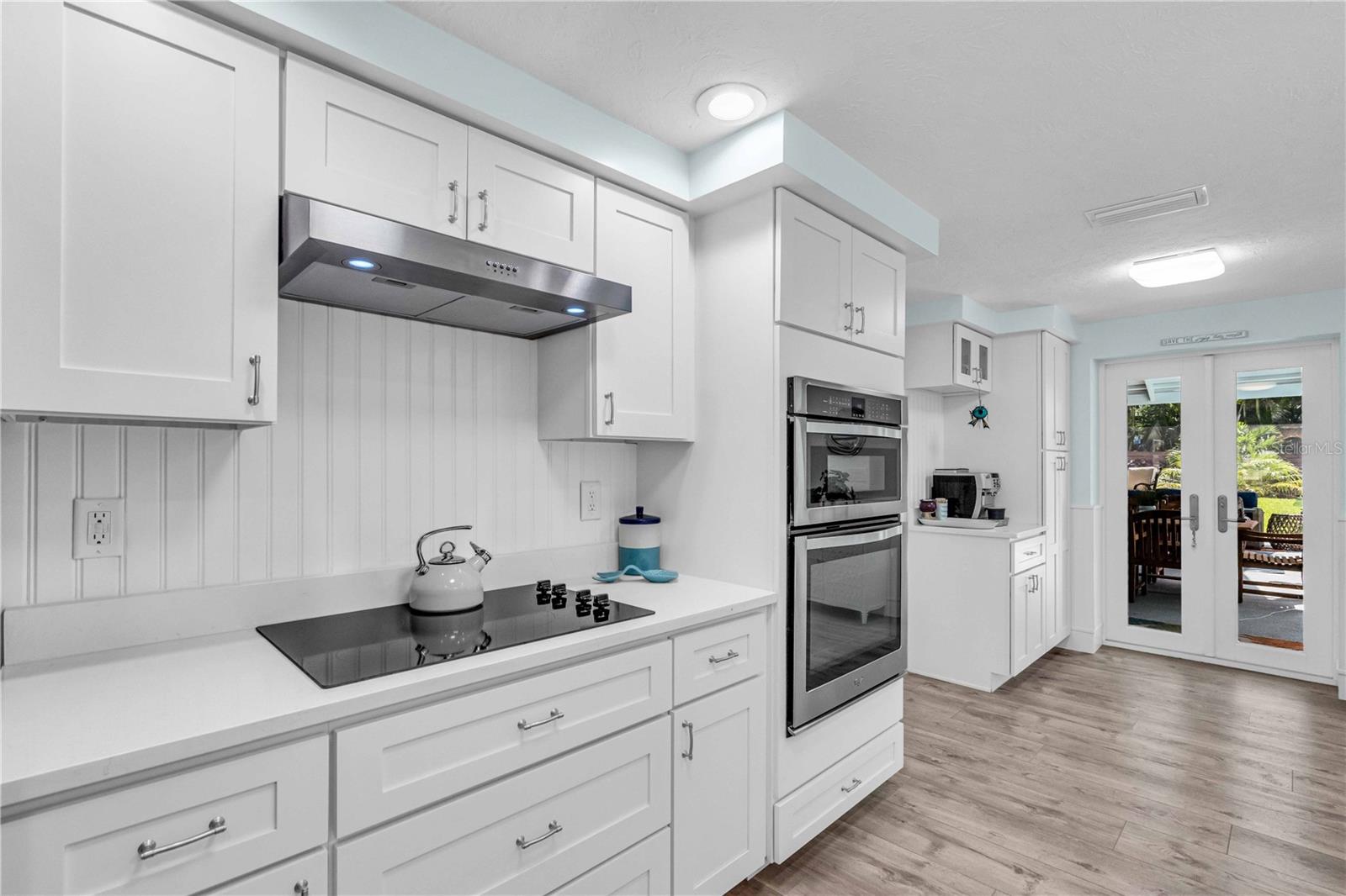 7817 ALHAMBRA DR