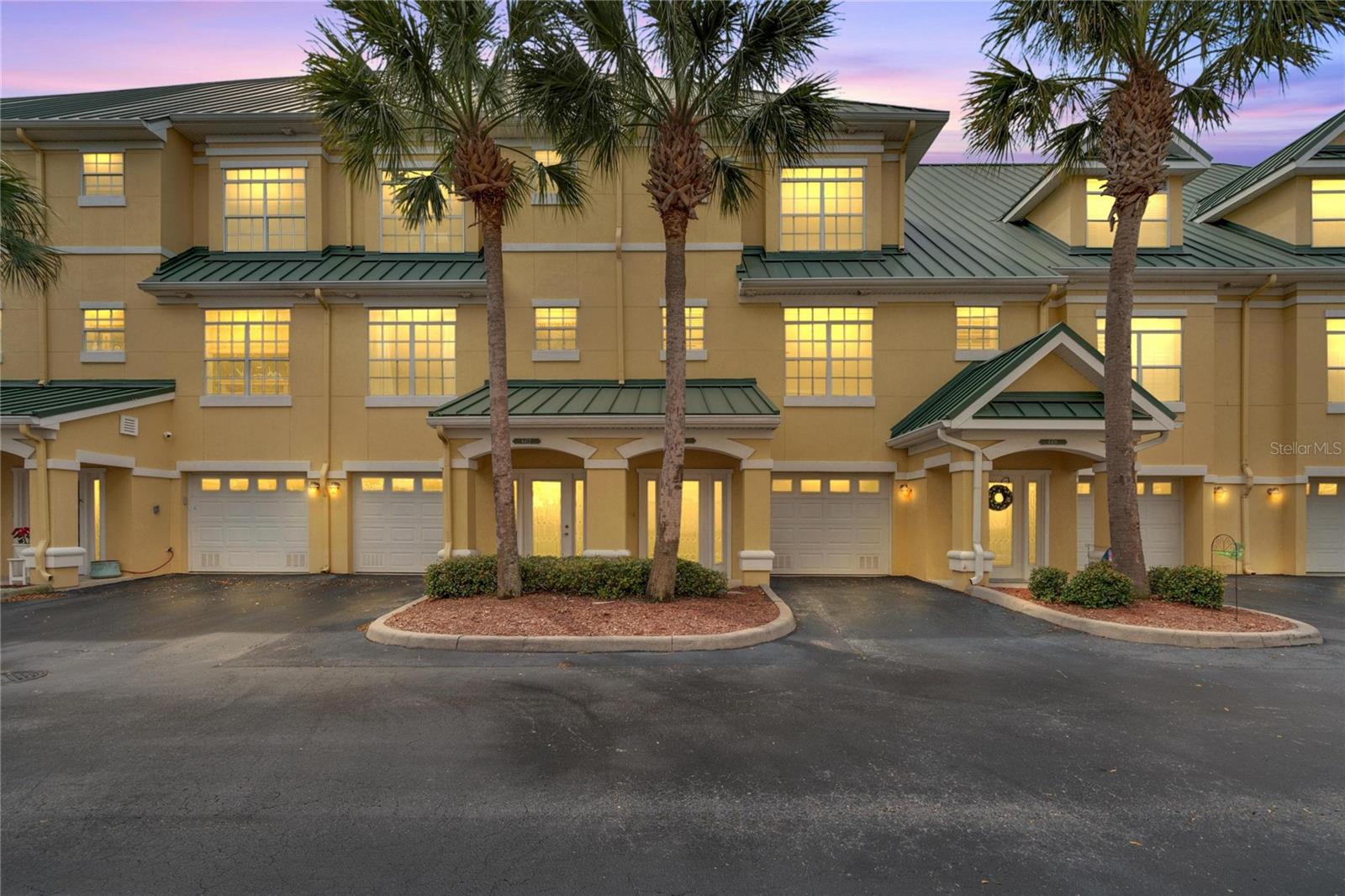 6414 SUNSET BAY CIR