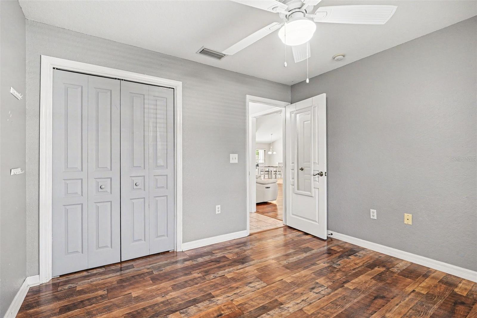 113 SHADDOCK DR