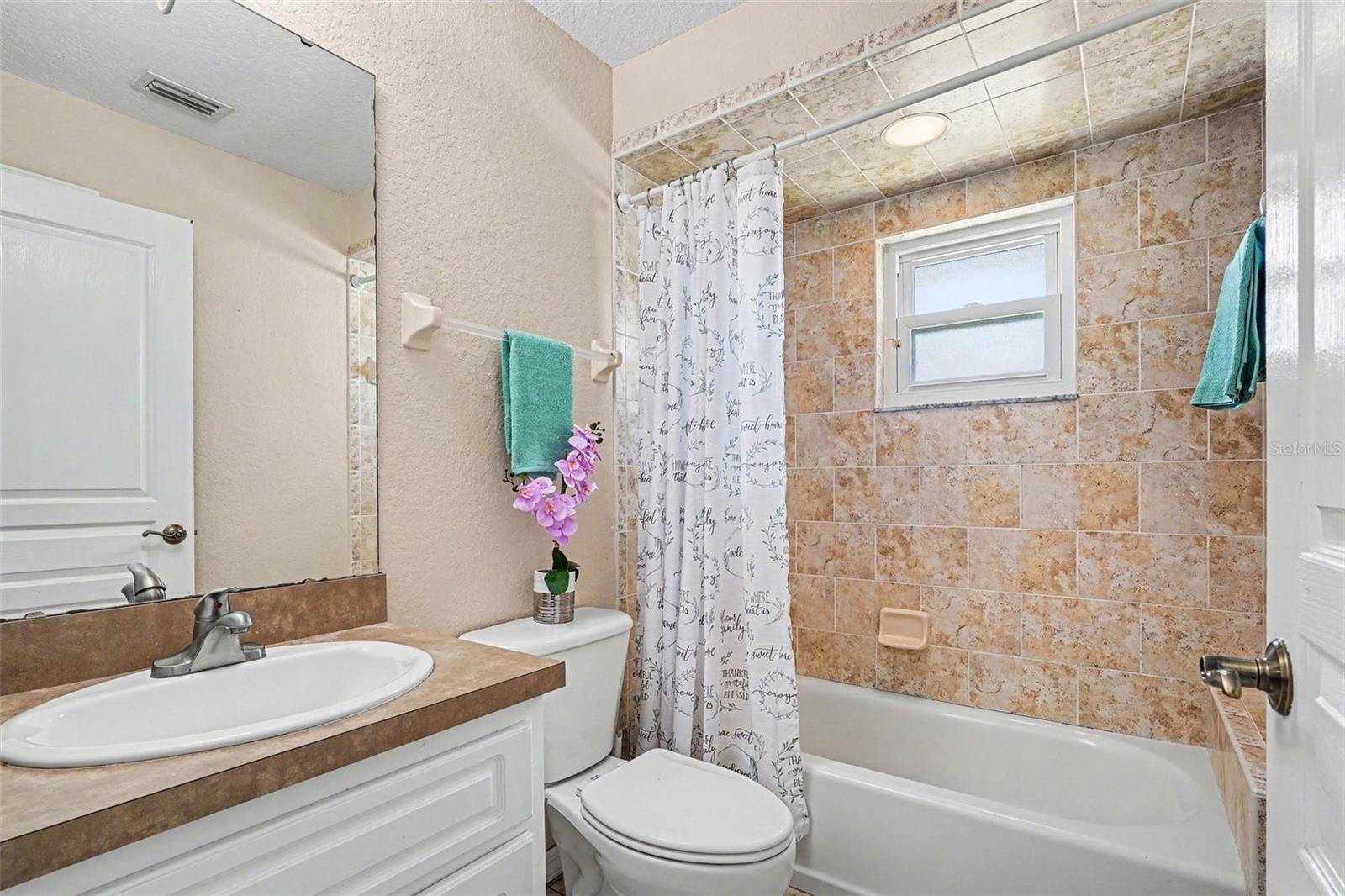 113 SHADDOCK DR