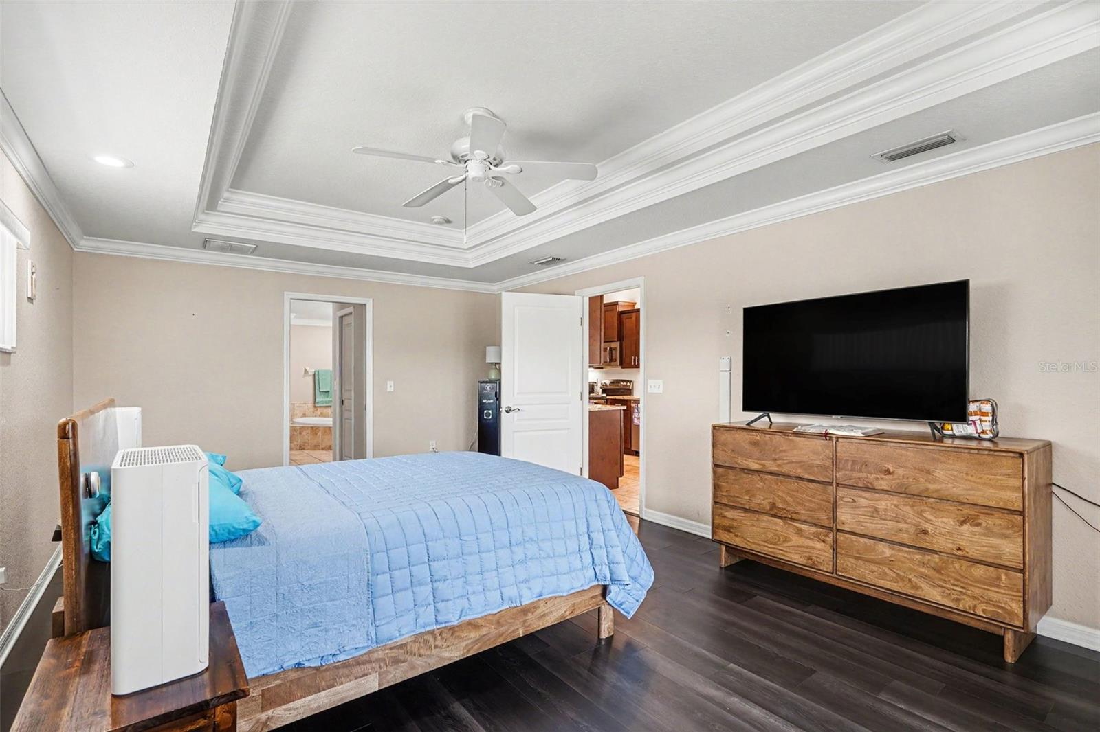 113 SHADDOCK DR