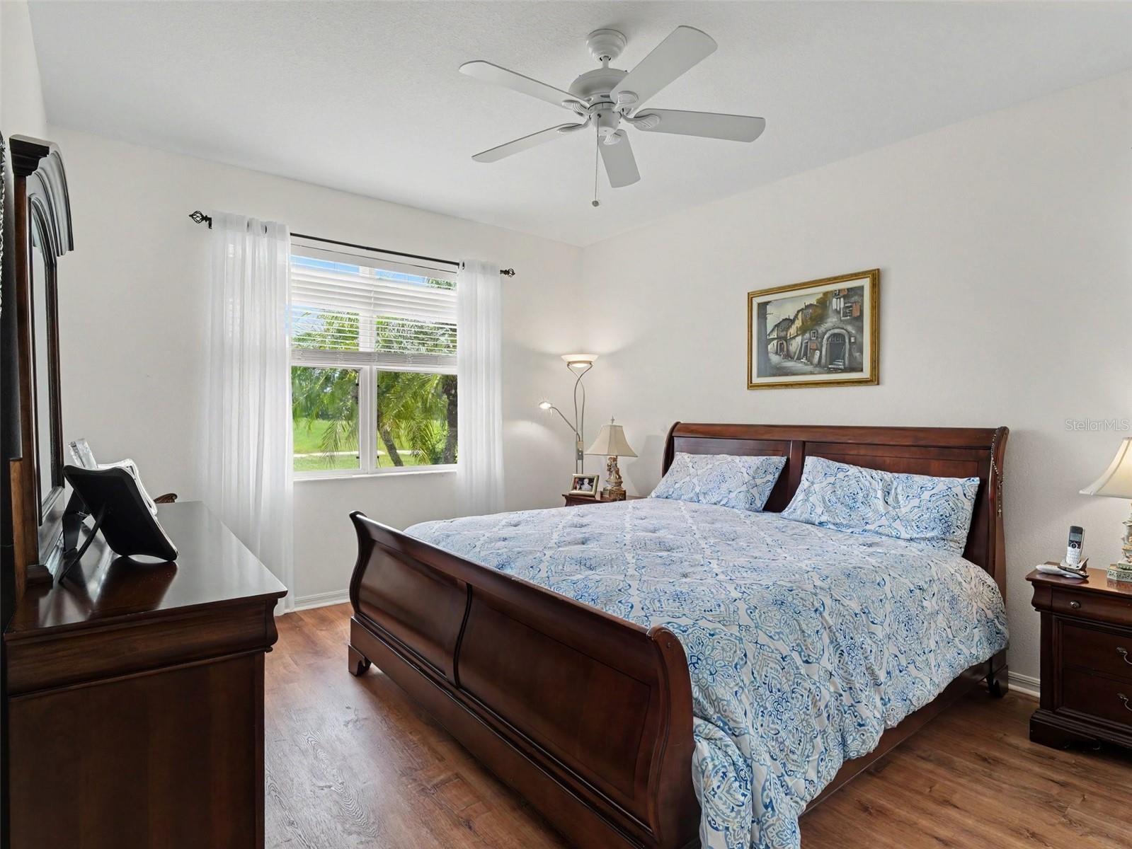 2885 ROYAL PALM DR