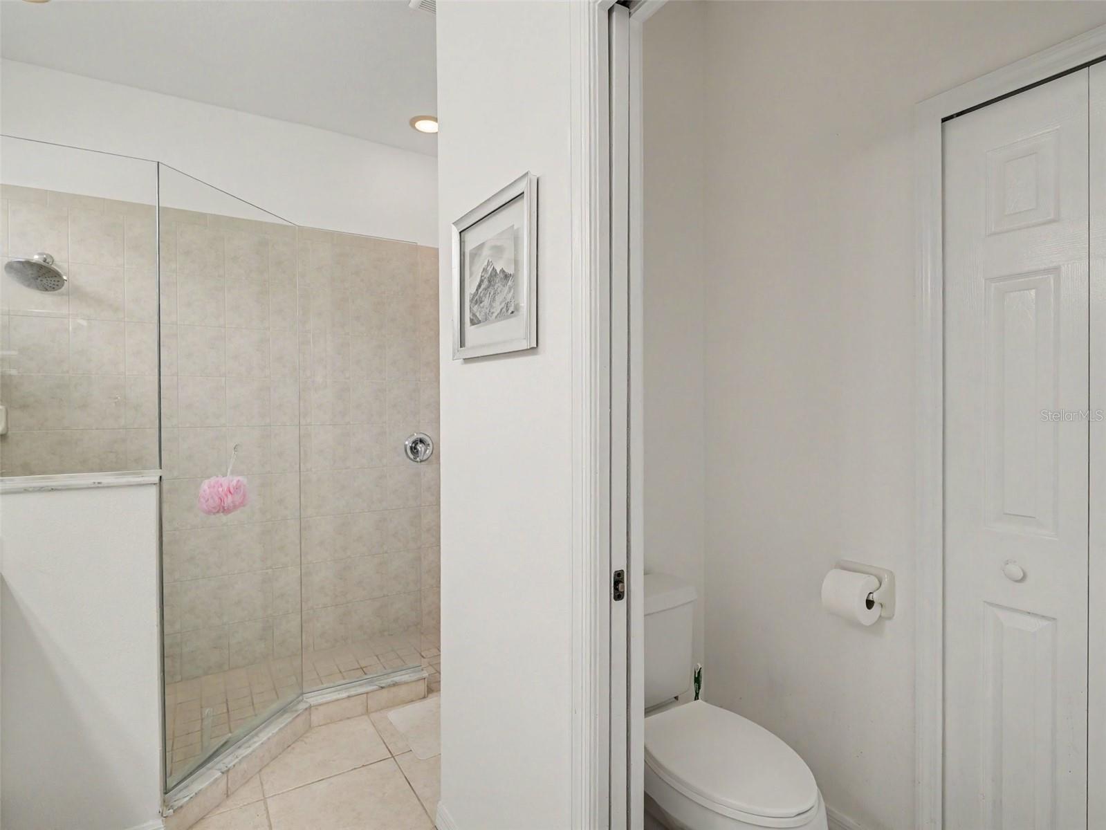 2885 ROYAL PALM DR