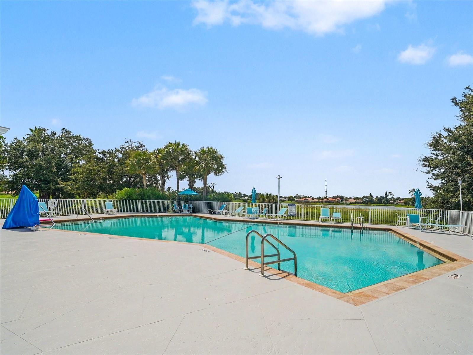 2885 ROYAL PALM DR