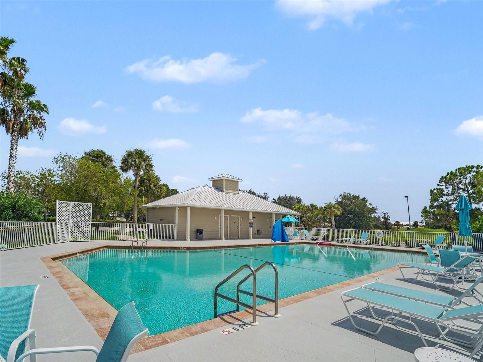 2885 ROYAL PALM DR