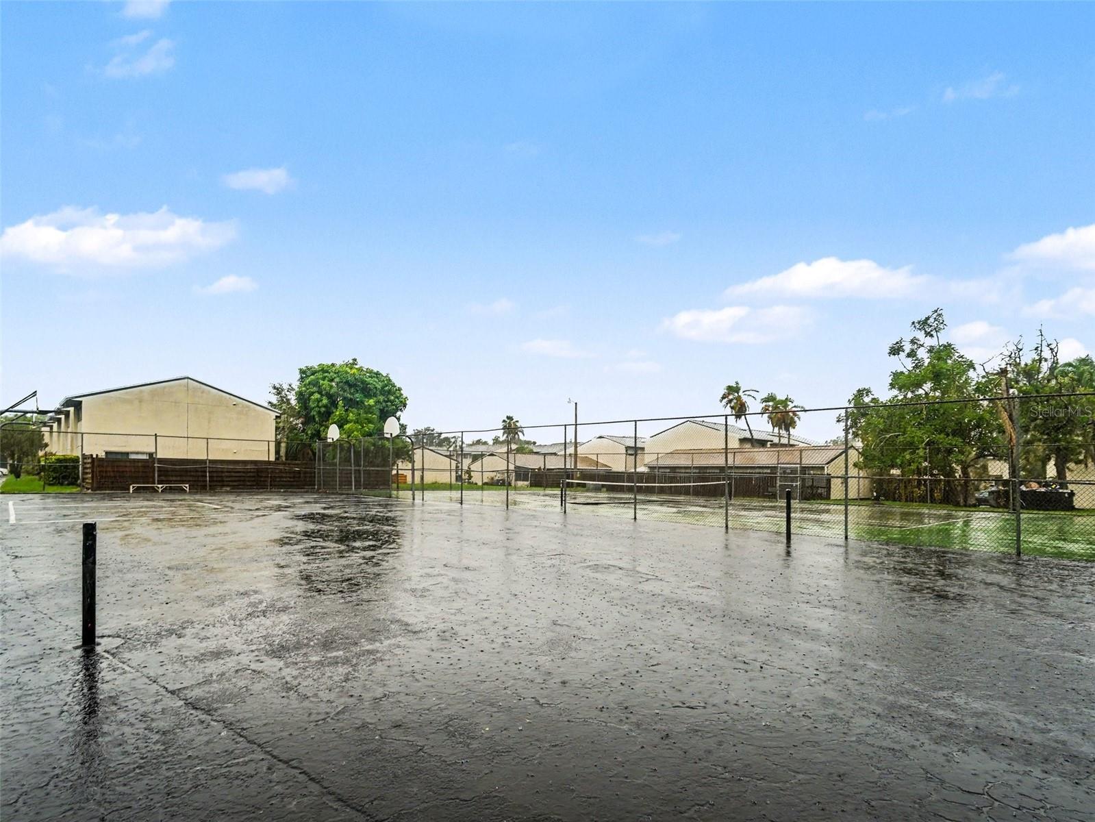 908 BYRON LN #6