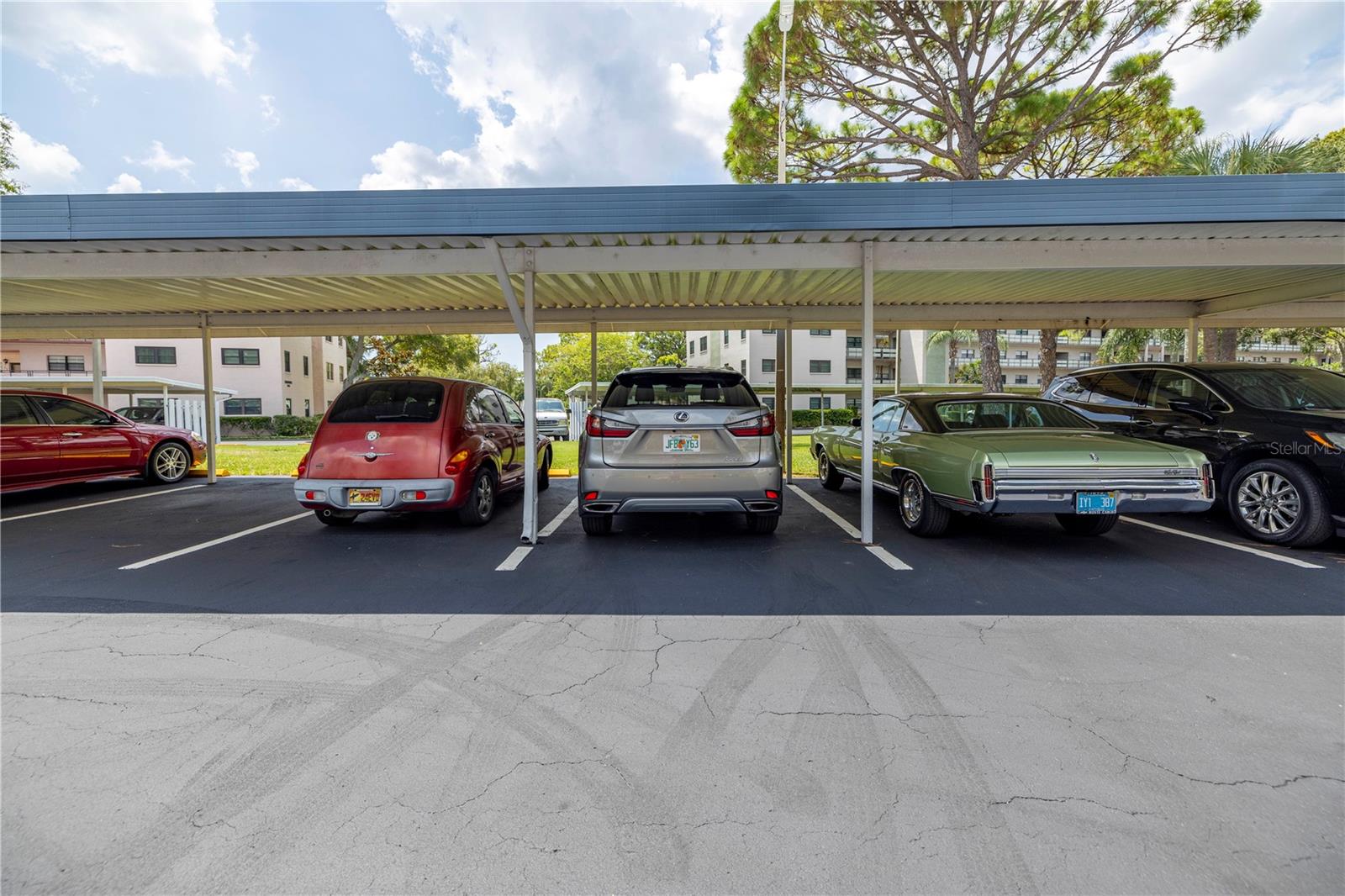 5990 TERRACE PARK DR N #111