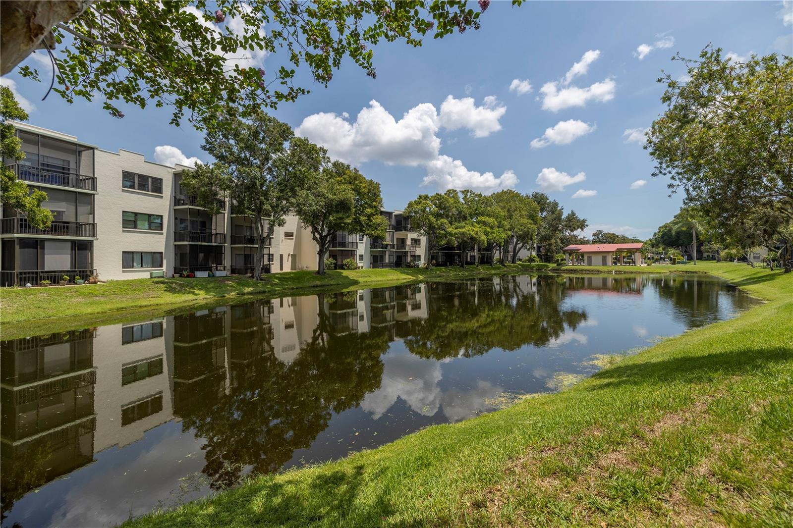 5990 TERRACE PARK DR N #111