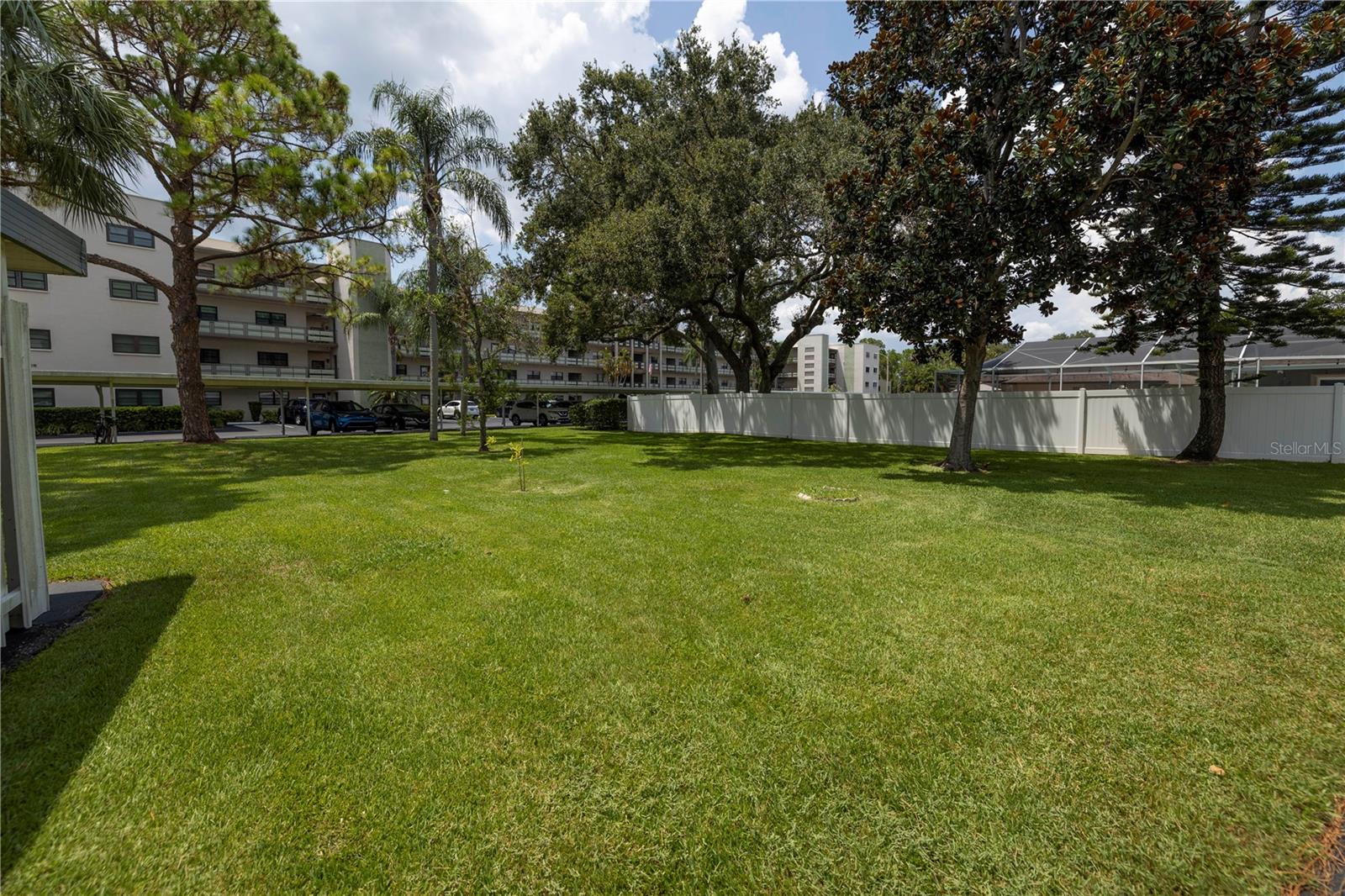 5990 TERRACE PARK DR N #111