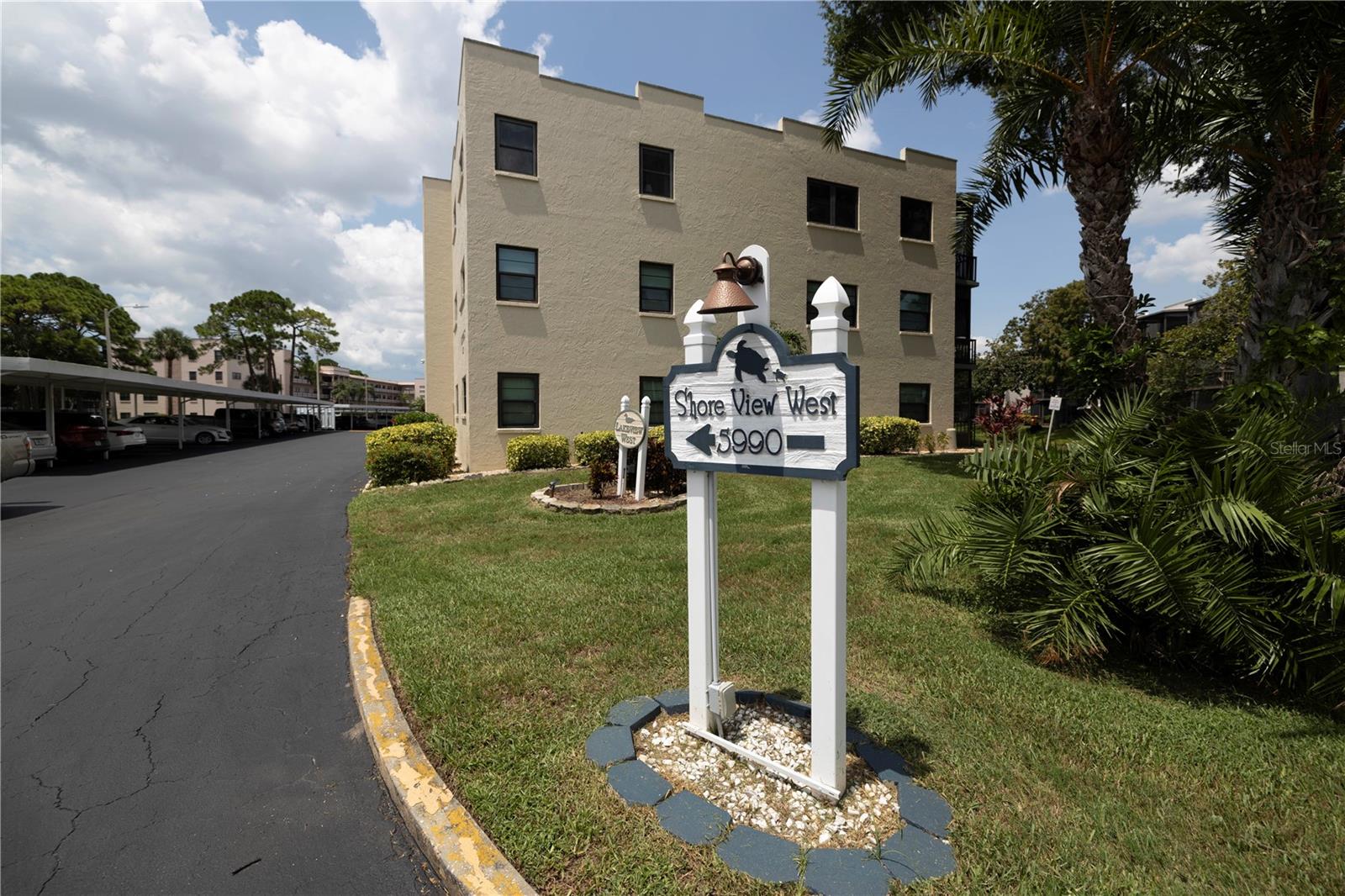 5990 TERRACE PARK DR N #111