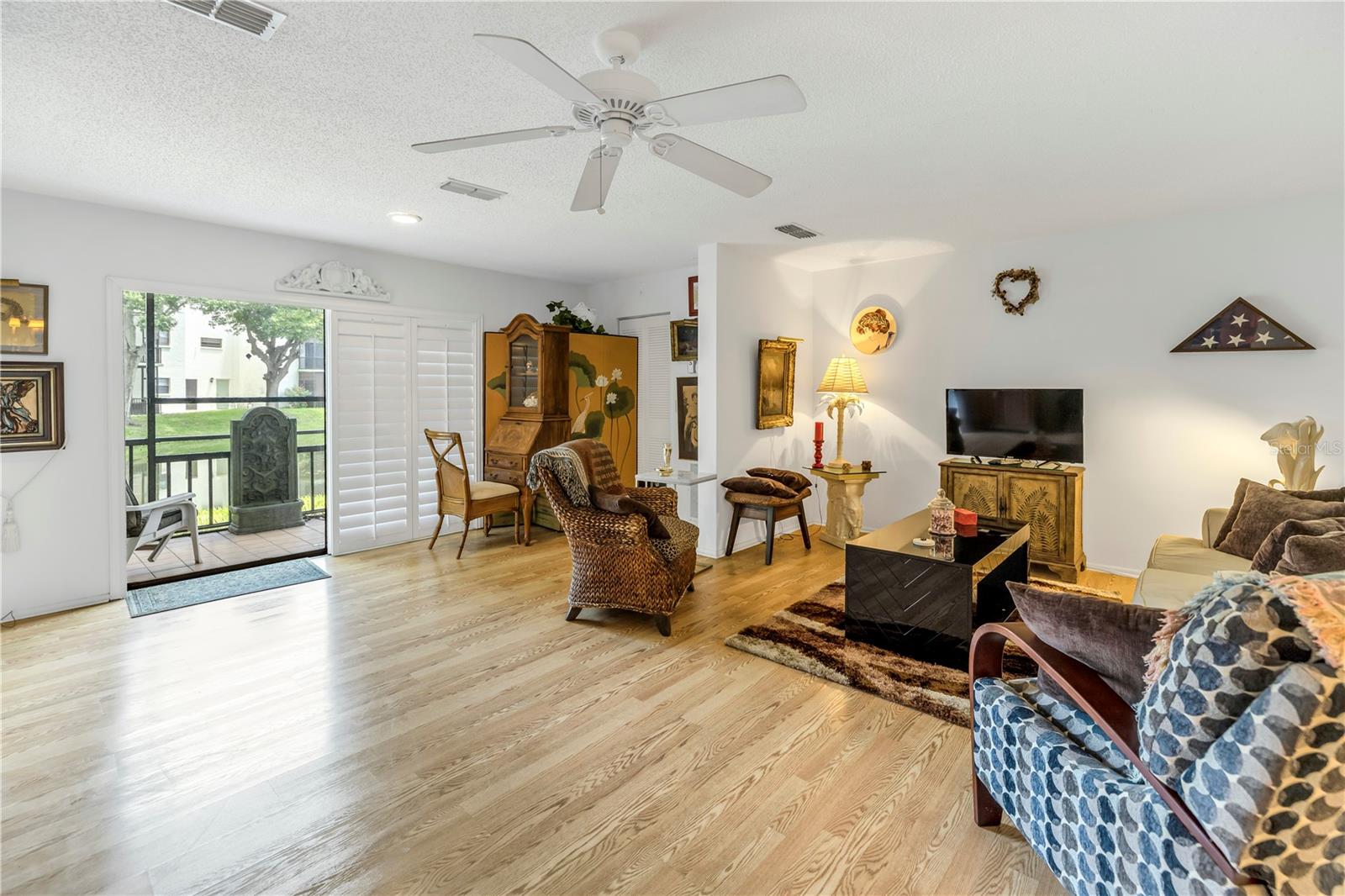 5990 TERRACE PARK DR N #111