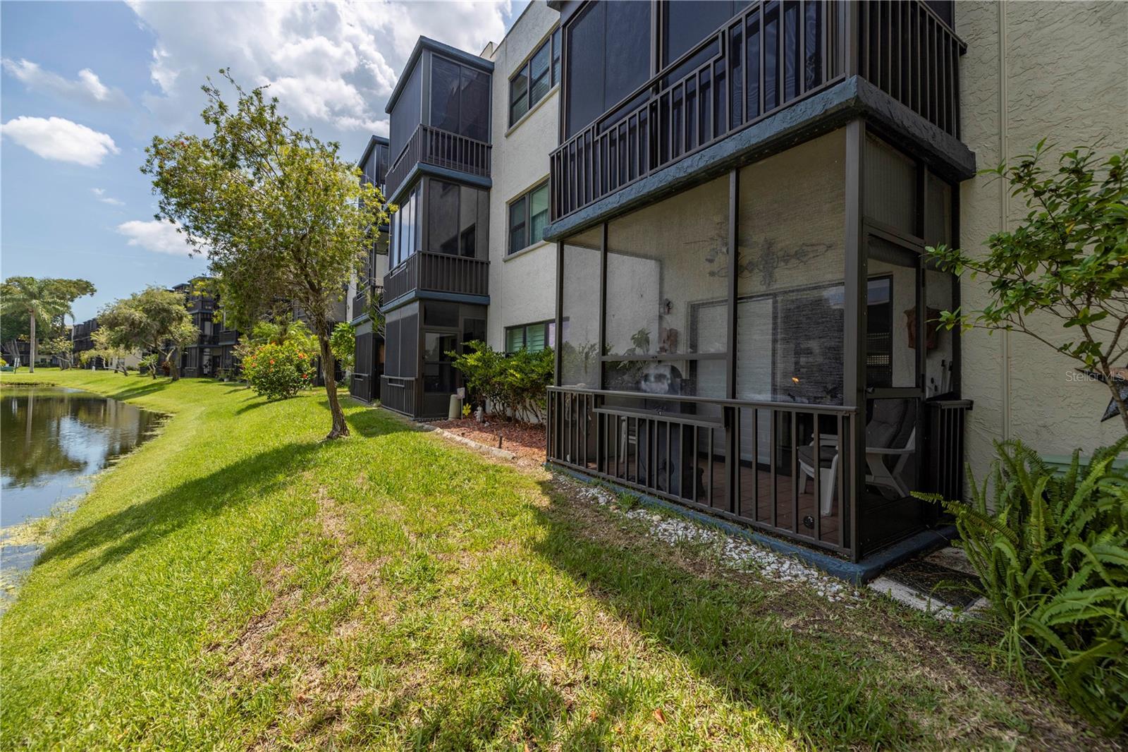 5990 TERRACE PARK DR N #111