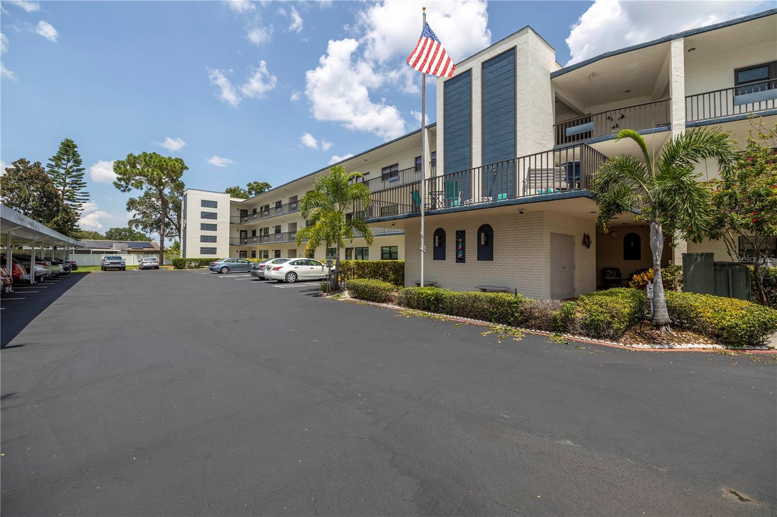 5990 TERRACE PARK DR N #111