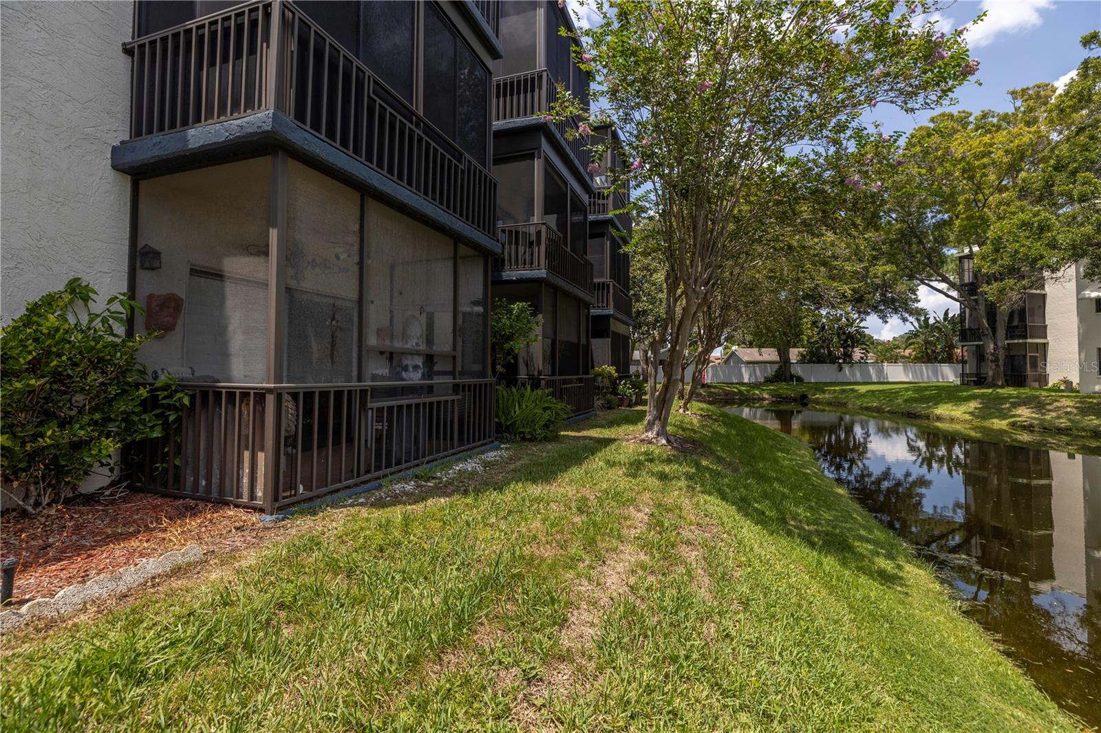 5990 TERRACE PARK DR N #111