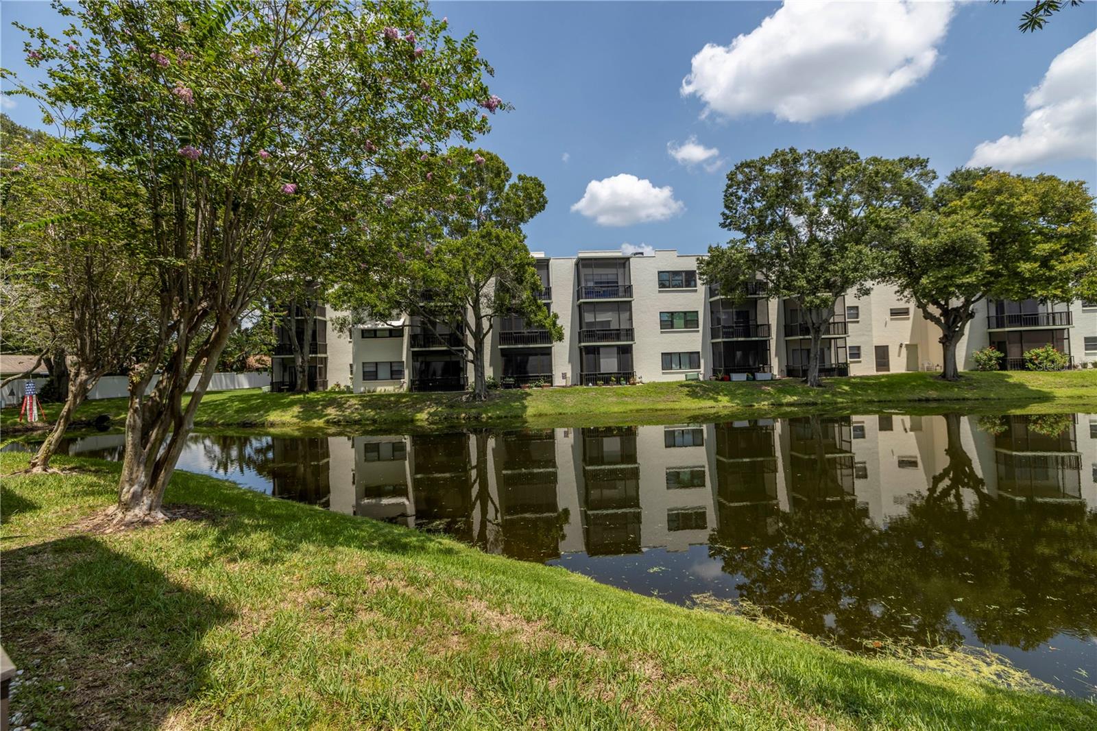 5990 TERRACE PARK DR N #111