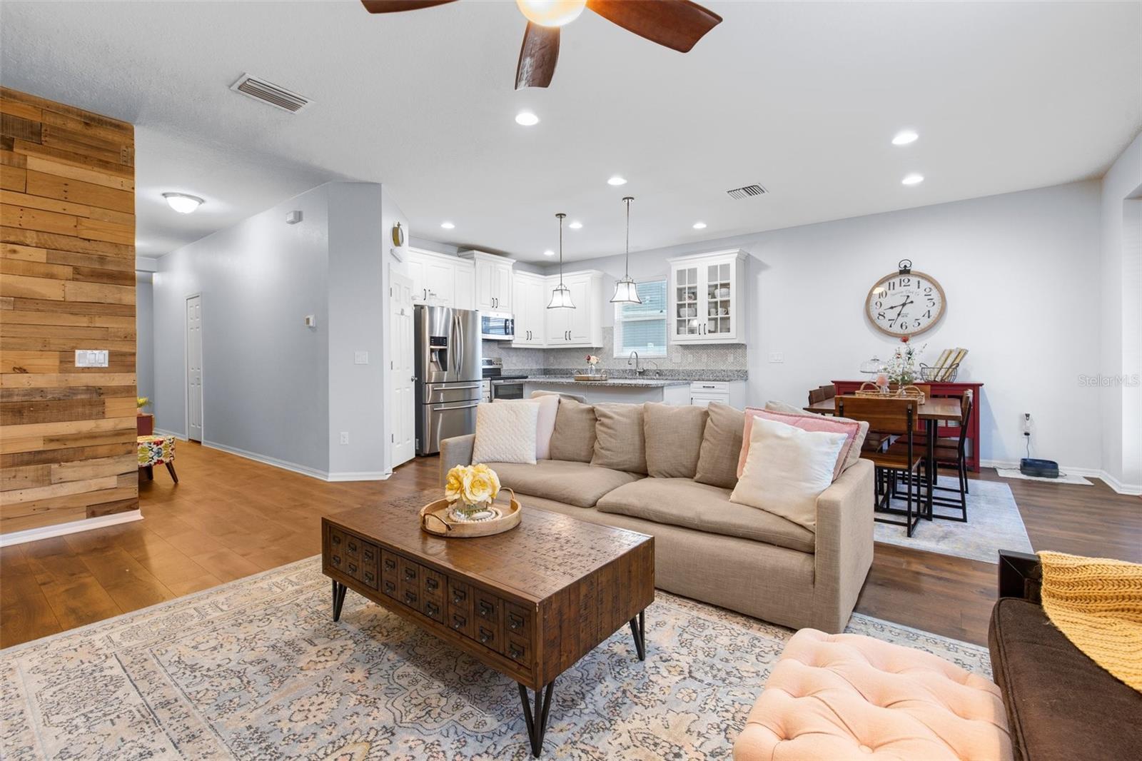 7719 108TH AVENUE CIR E