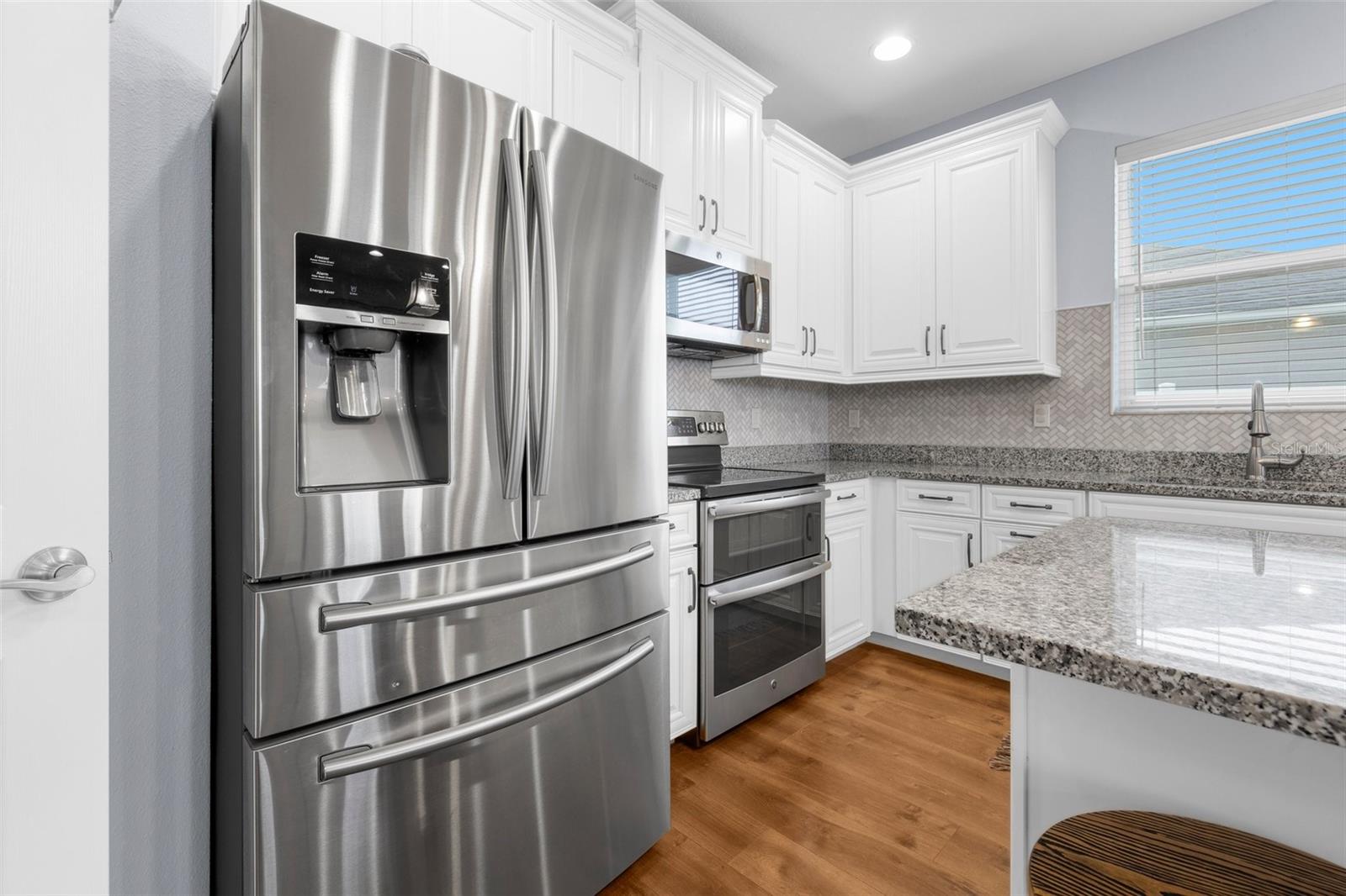 7719 108TH AVENUE CIR E