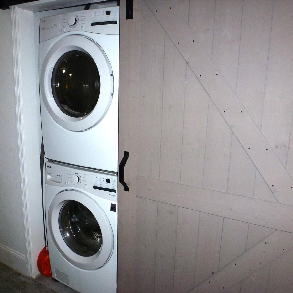 4071 SHORE ACRES BLVD NE