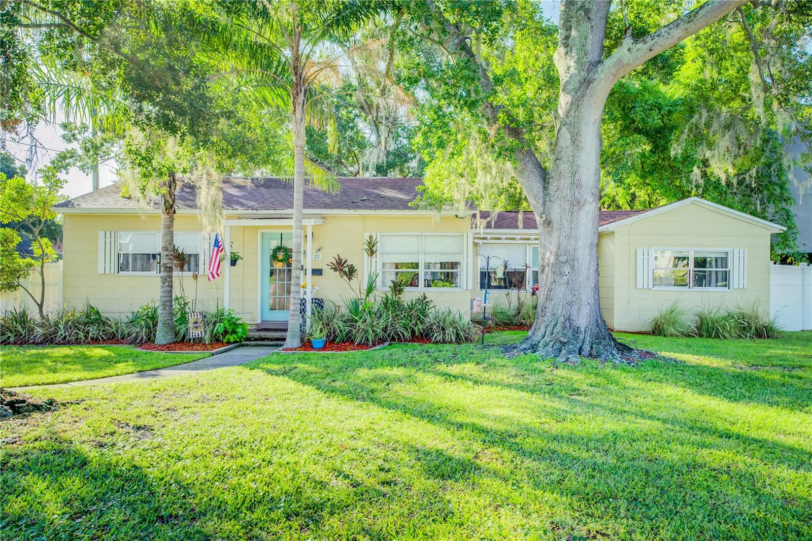 4071 SHORE ACRES BLVD NE