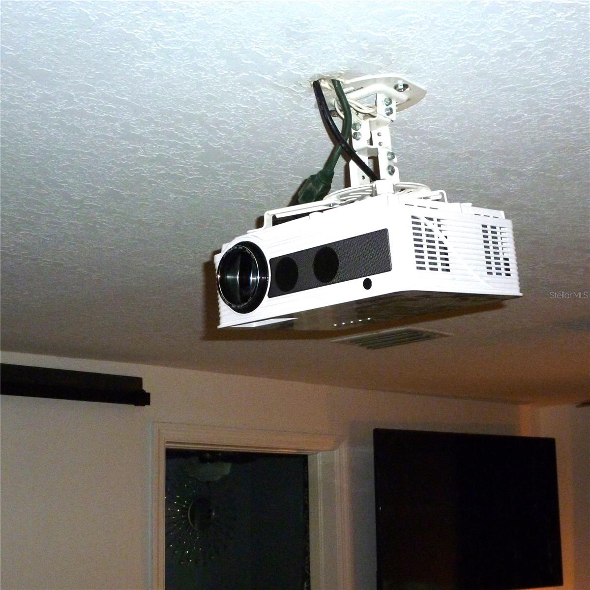 4071 SHORE ACRES BLVD NE