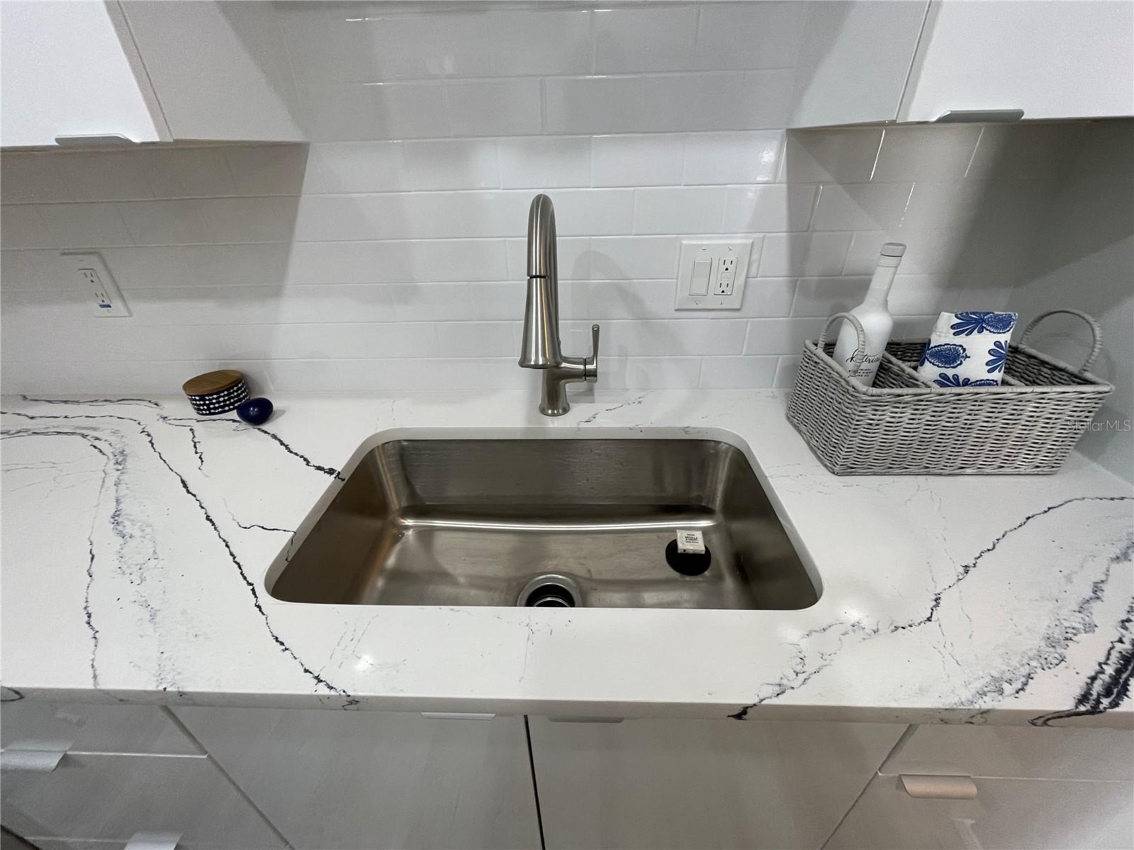 2623 SEVILLE BLVD #105