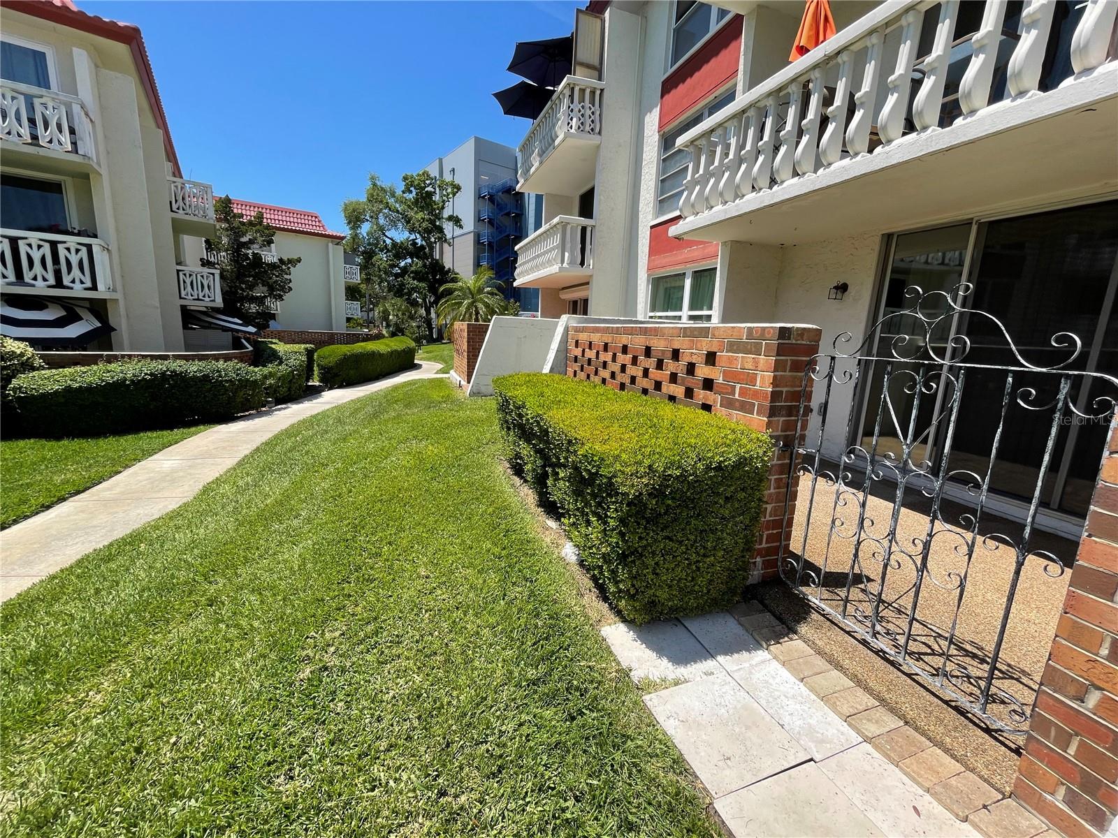 2623 SEVILLE BLVD #105