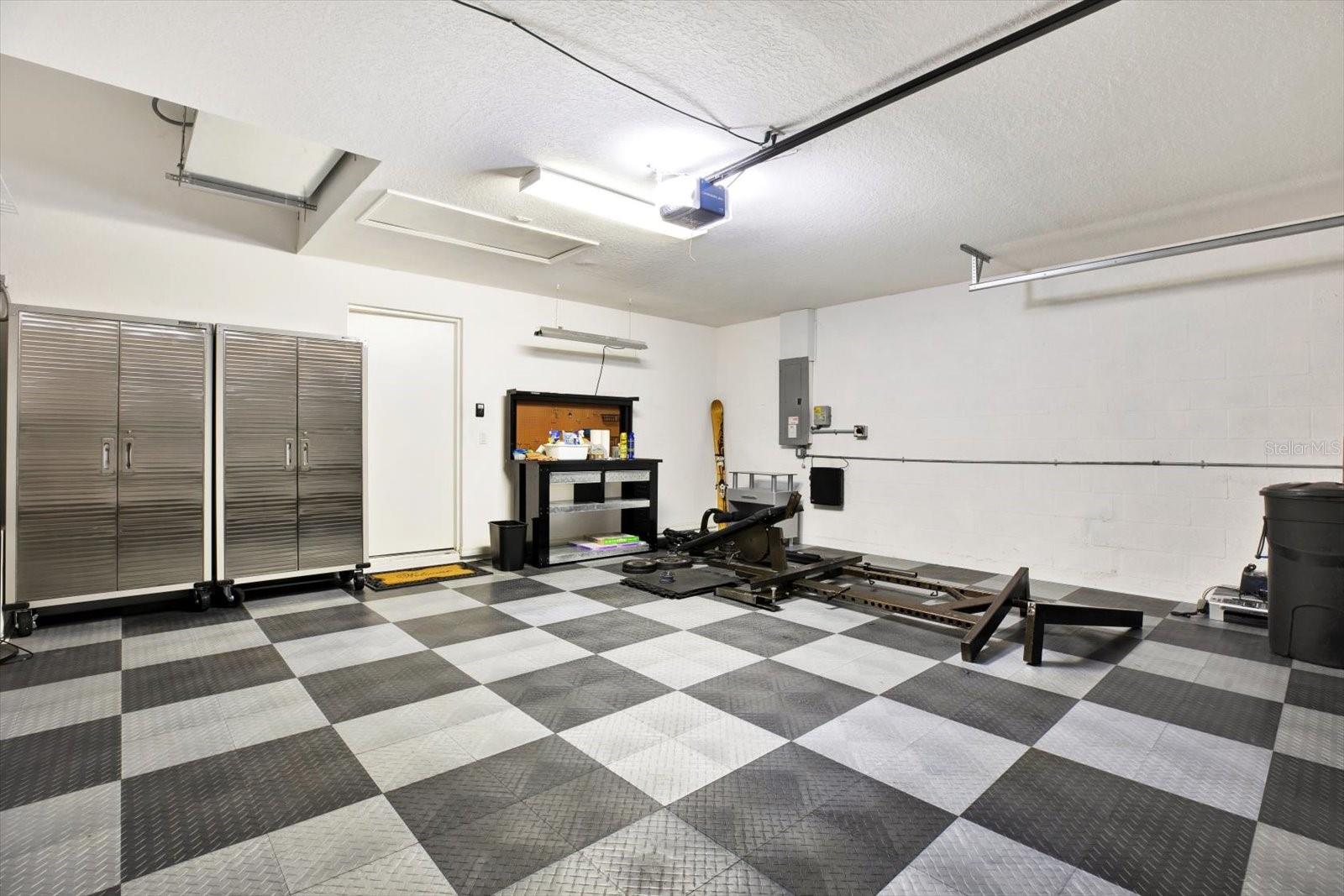 8318 SUMMER GREENS TER