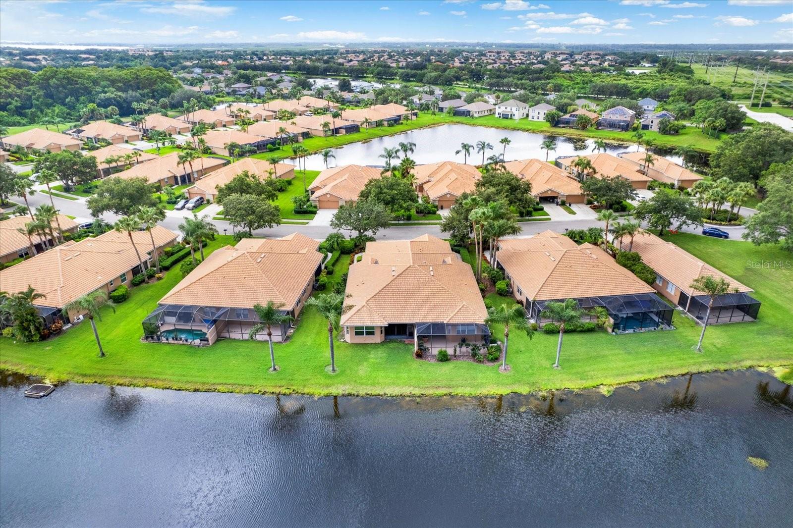 8318 SUMMER GREENS TER