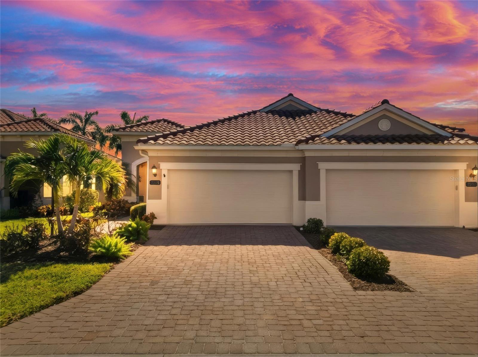 7205 COSTA BELLA DR
