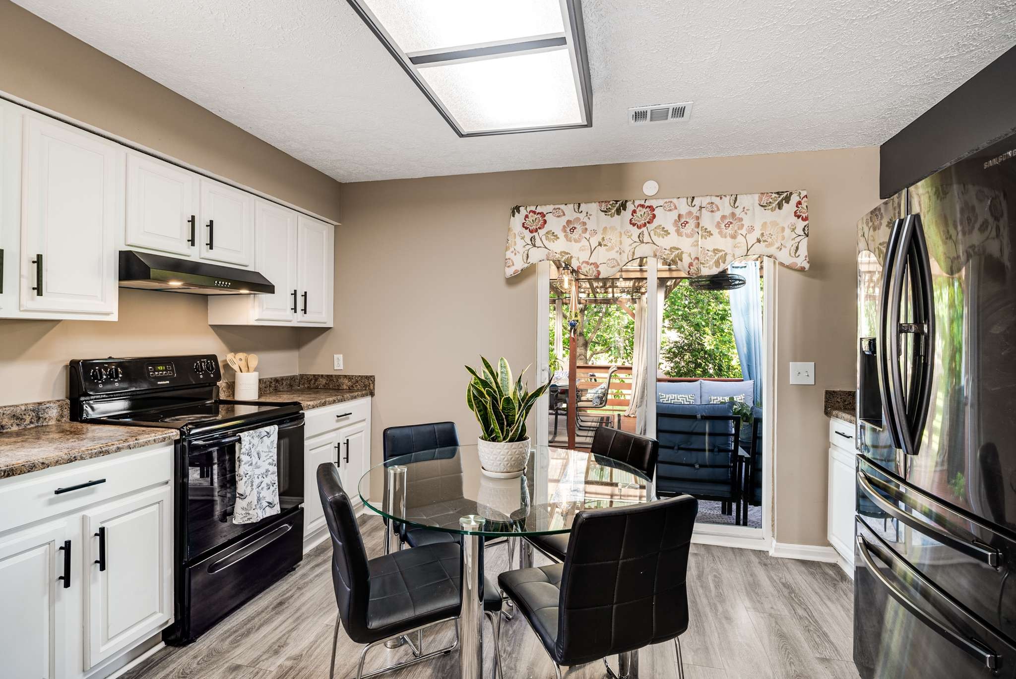 2778 River Bend Dr