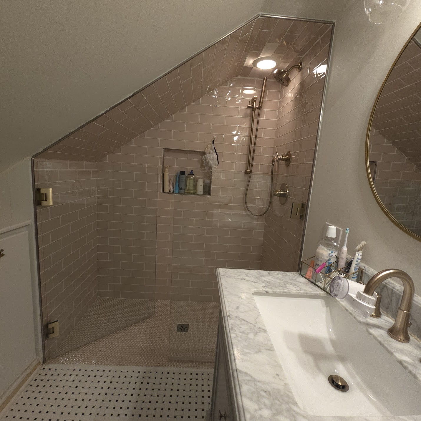 5516 Hearthstone Ln