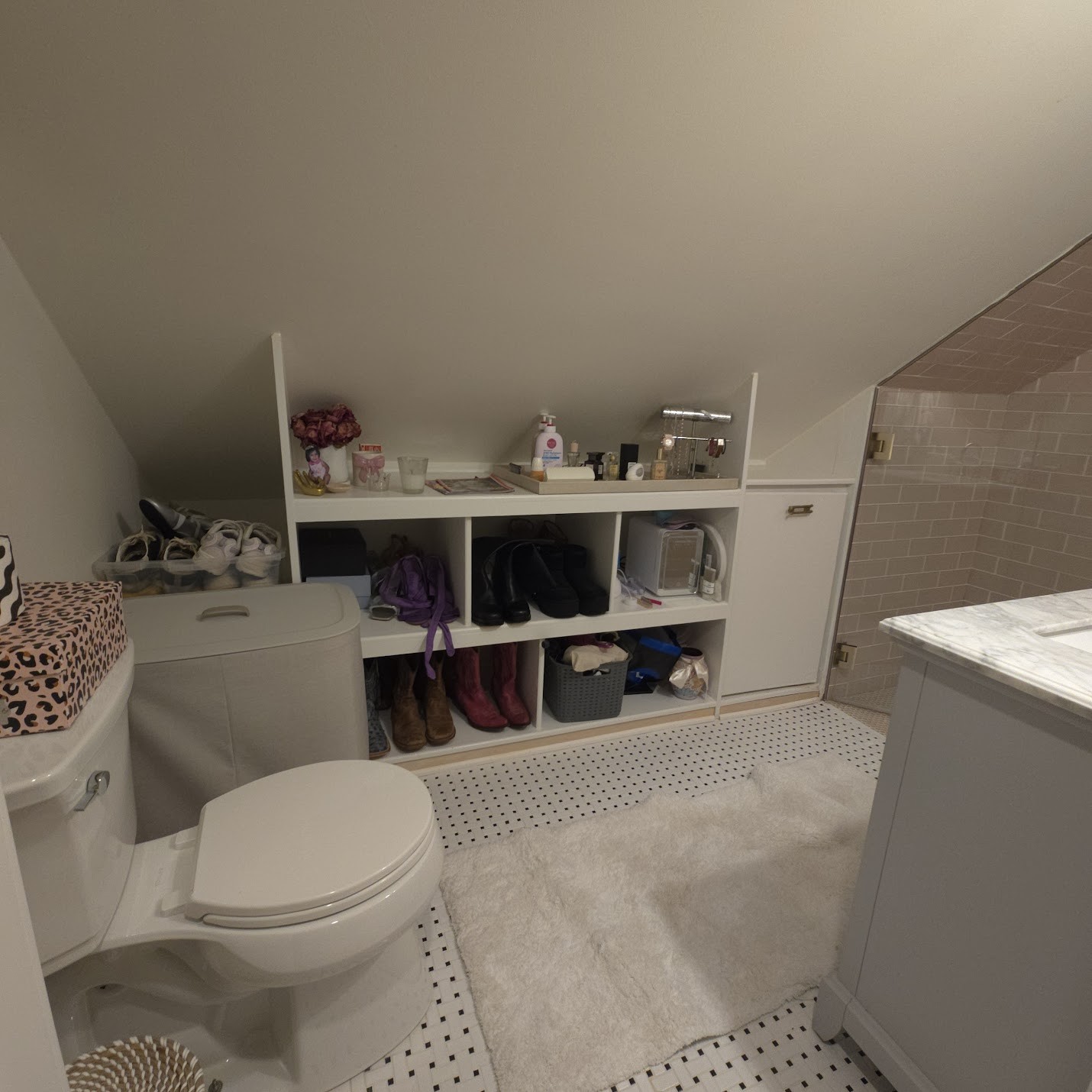 5516 Hearthstone Ln