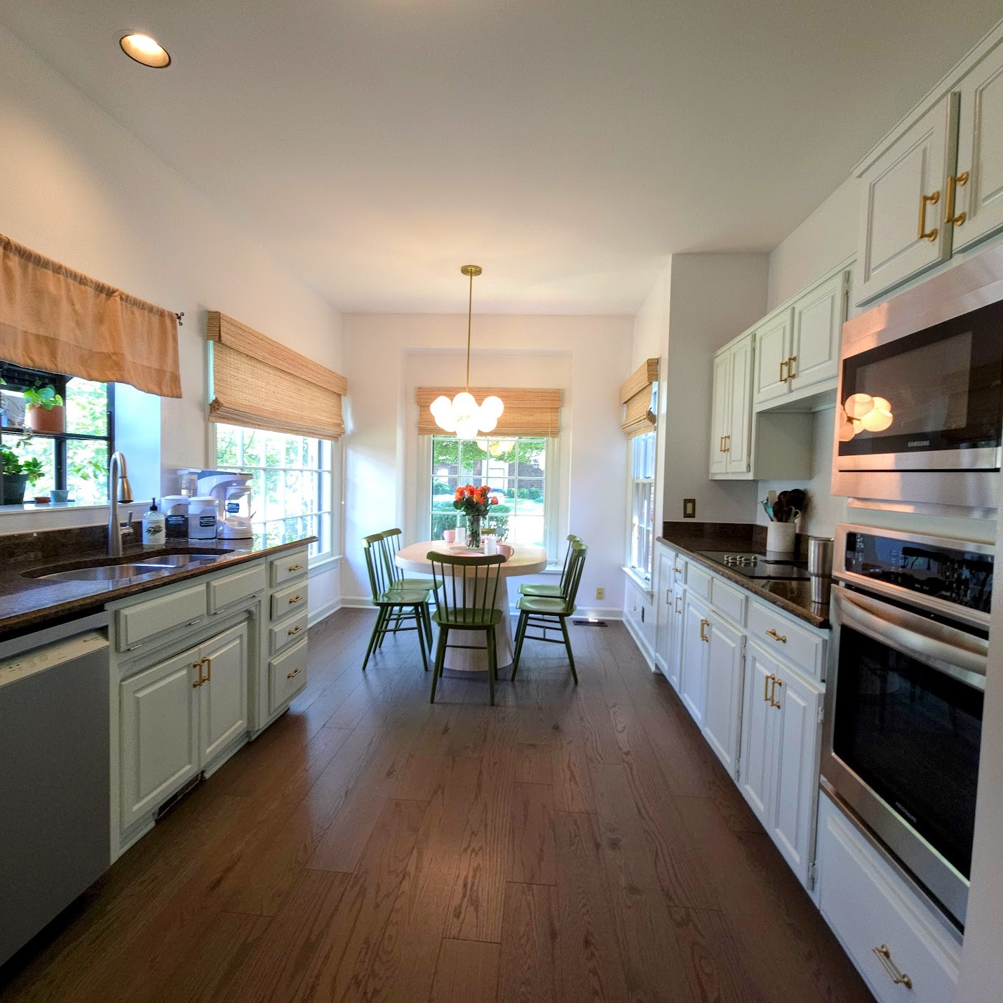 5516 Hearthstone Ln