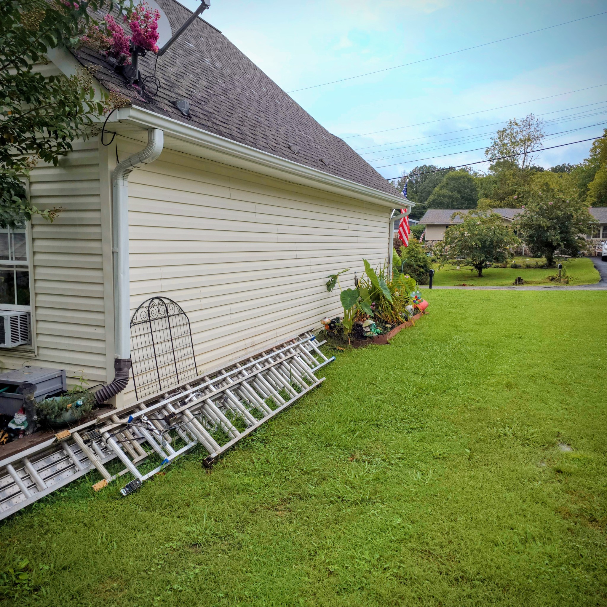 1165 Greens Rd
