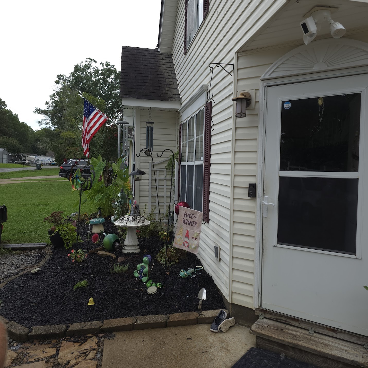1165 Greens Rd