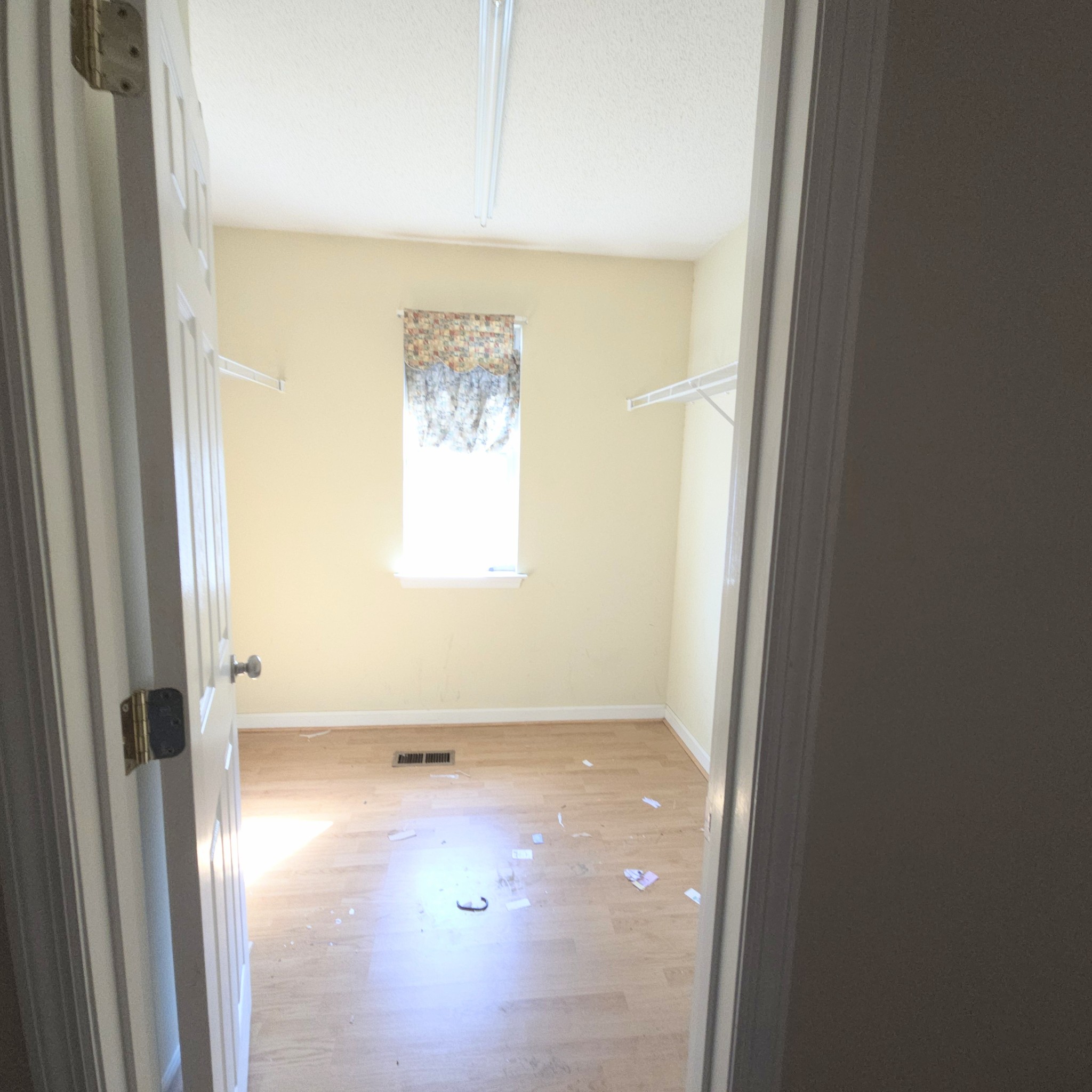 1908 Igou Crossing Dr