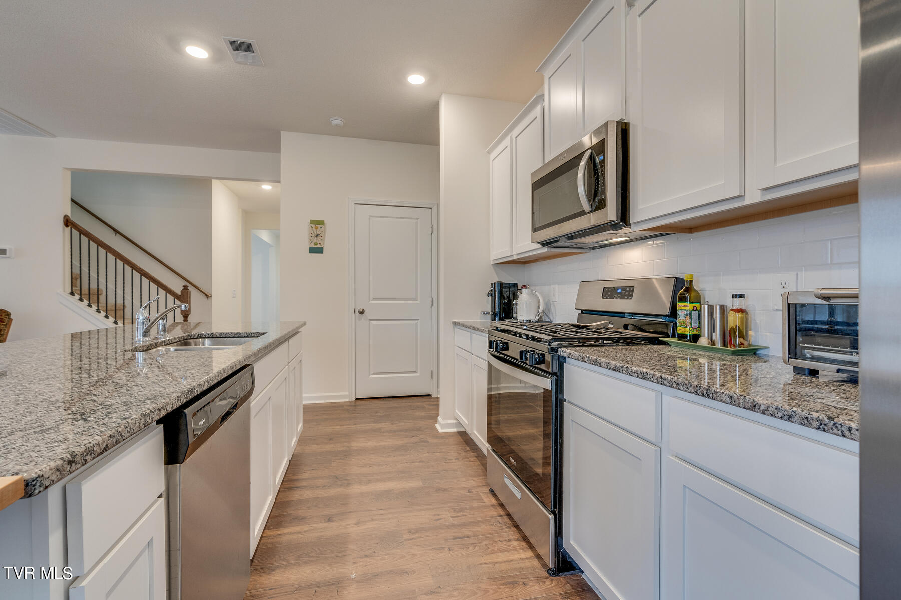 624 Barley Loop