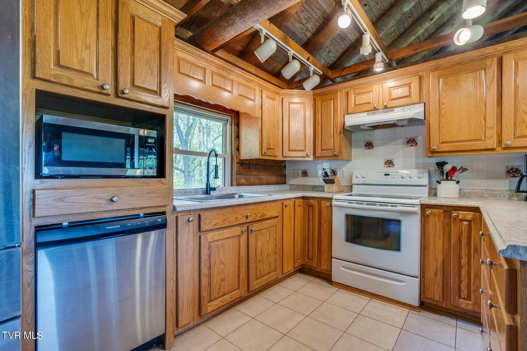 1025 Kitchen Branch Road