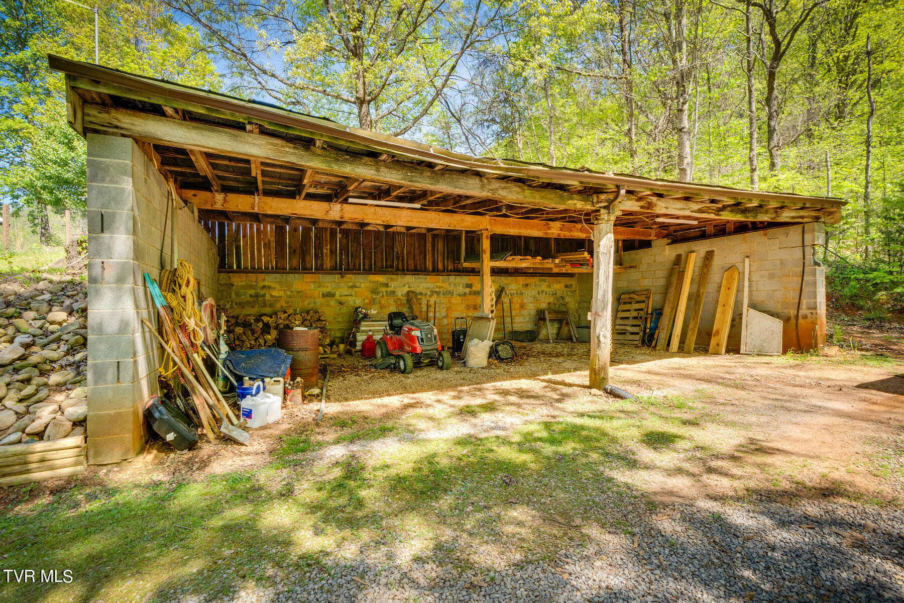 1025 Kitchen Branch Road