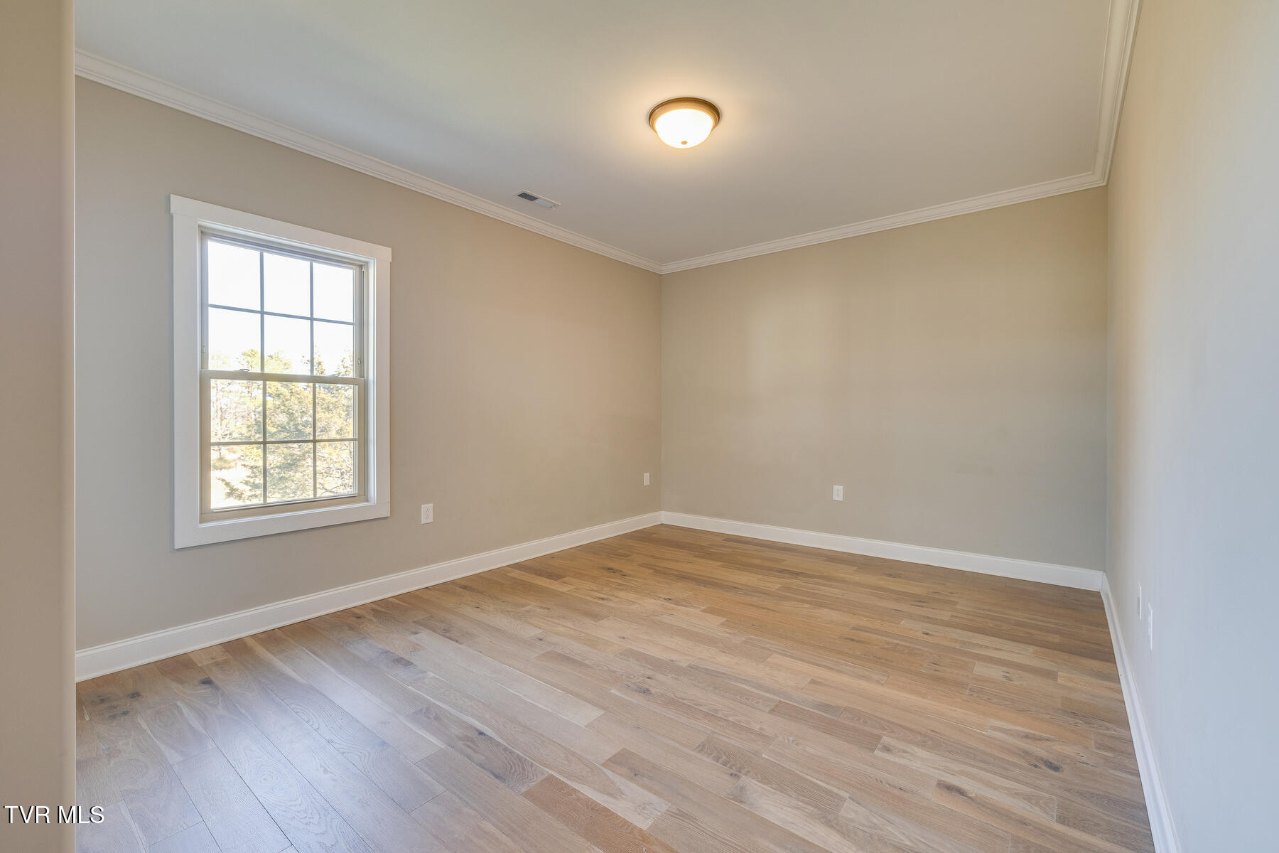400 Harps Lane
