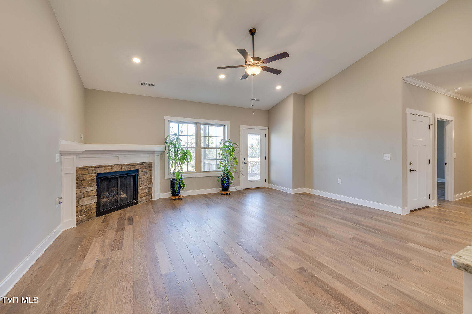 400 Harps Lane