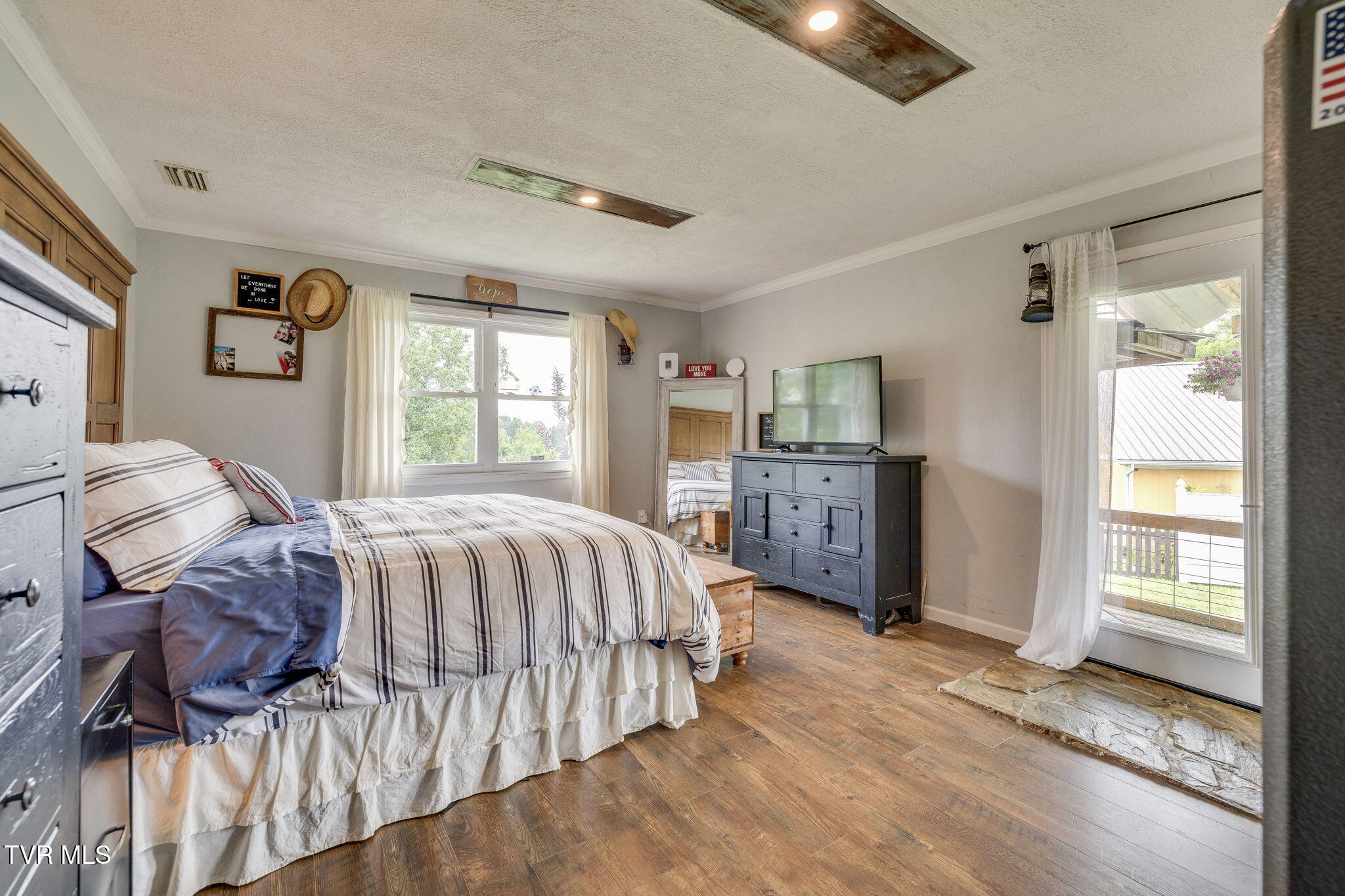 1010 Mill Springs Road