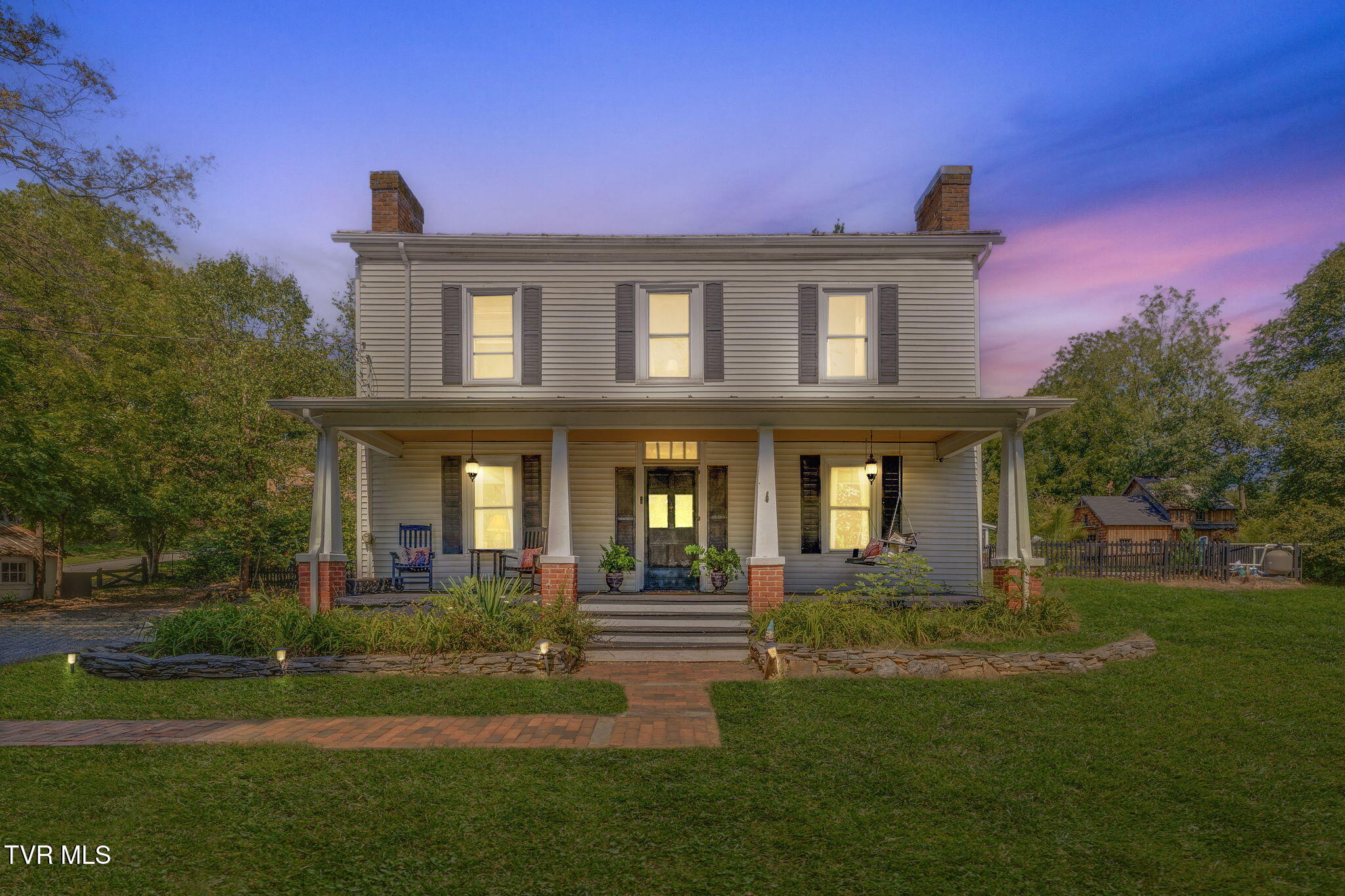 111 East College Street