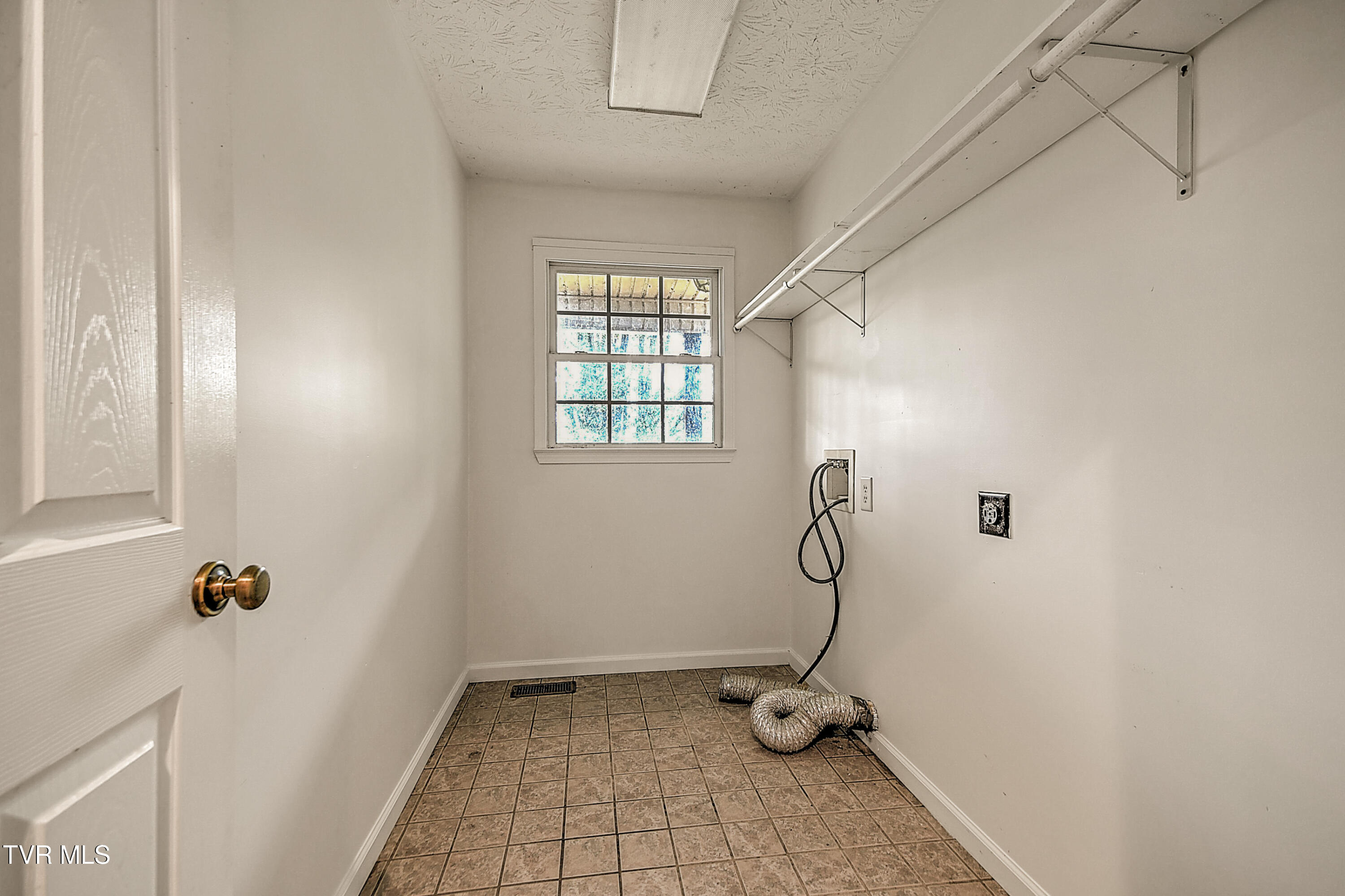 1711 Granby Road