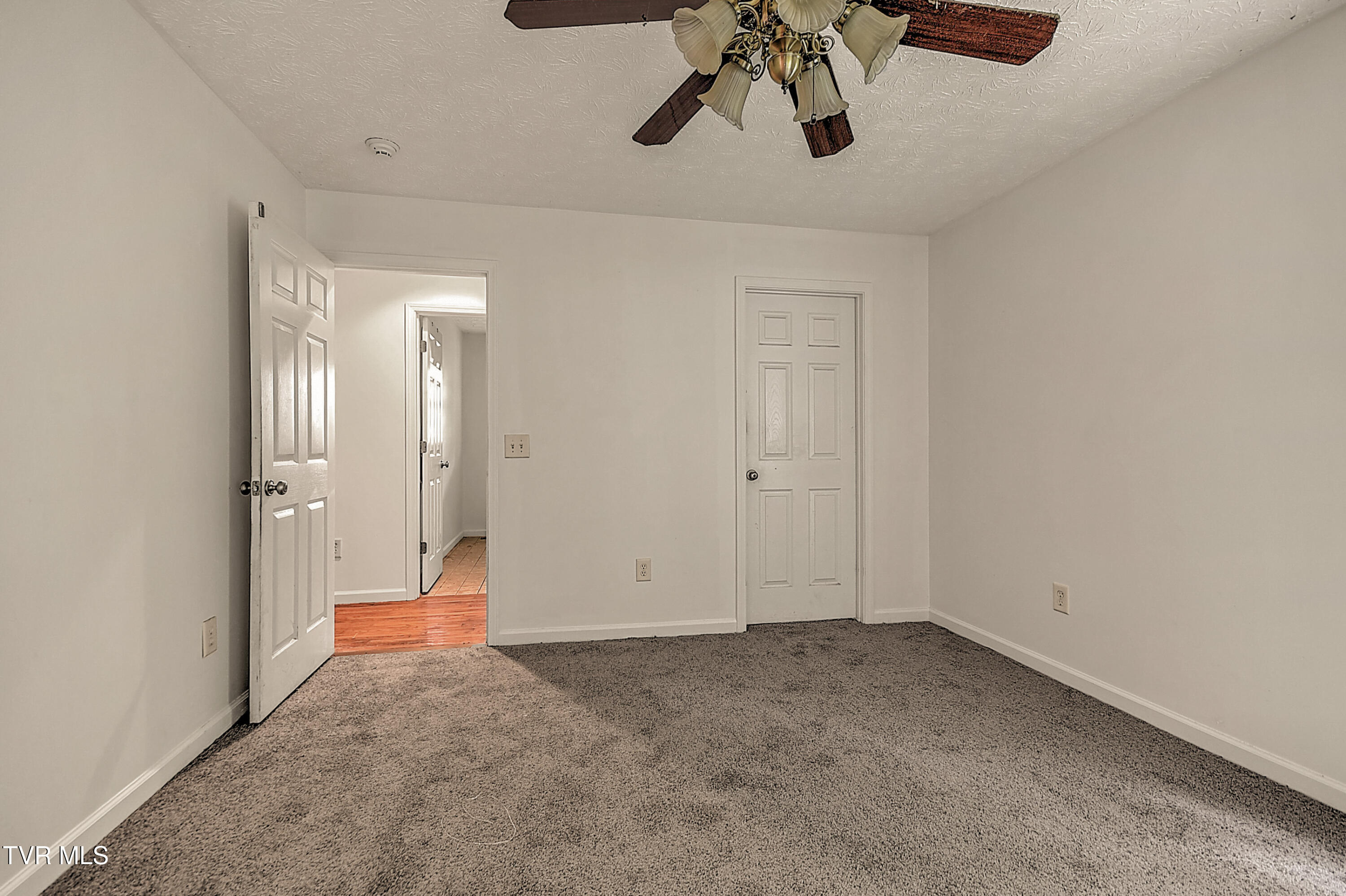 1711 Granby Road
