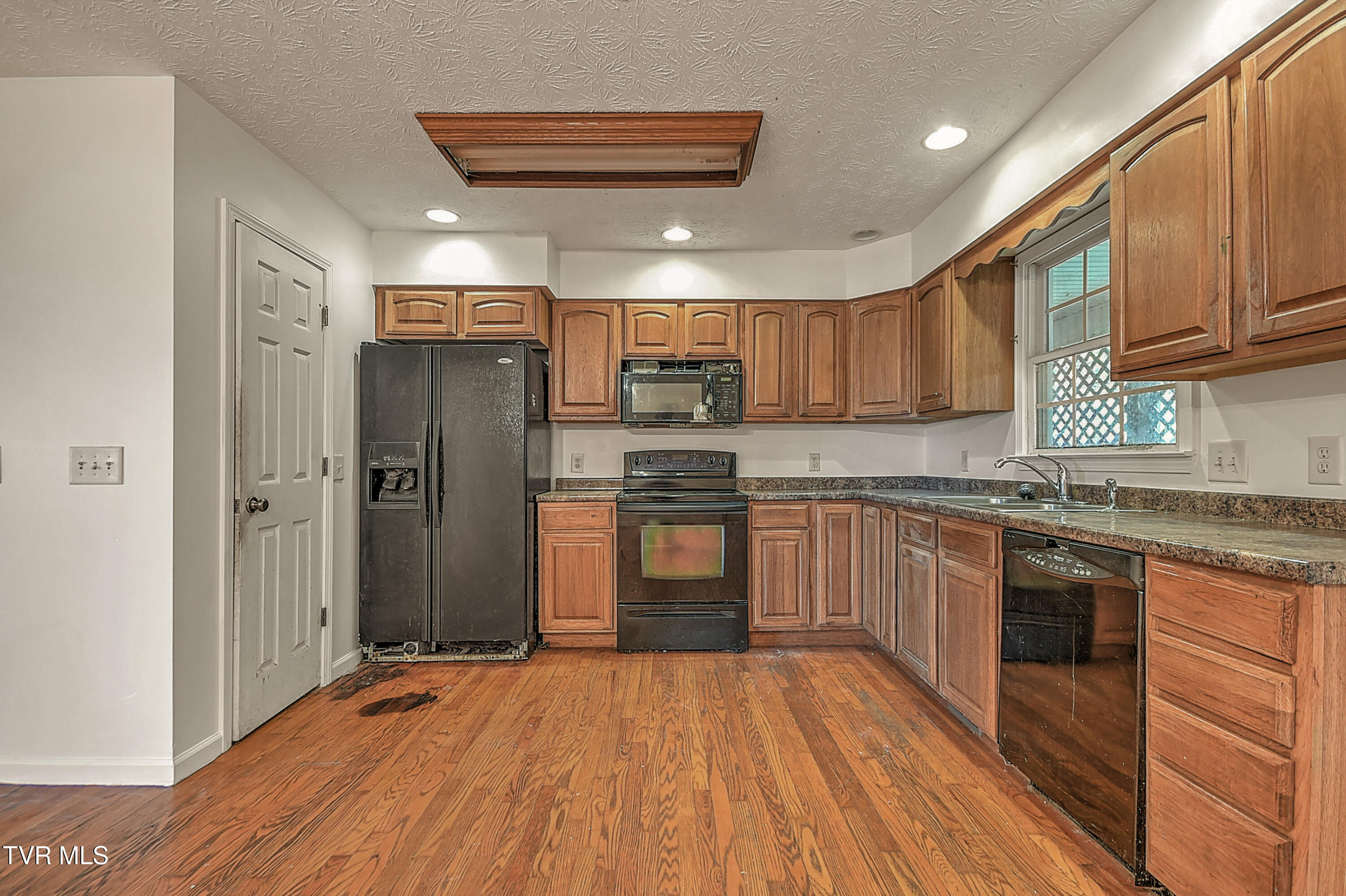 1711 Granby Road
