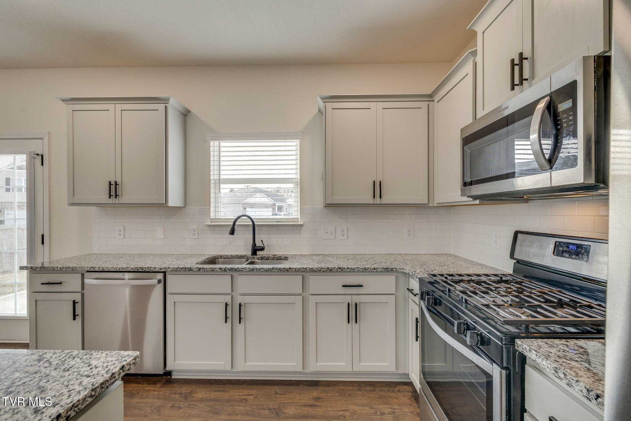1081 Raccoon Lane