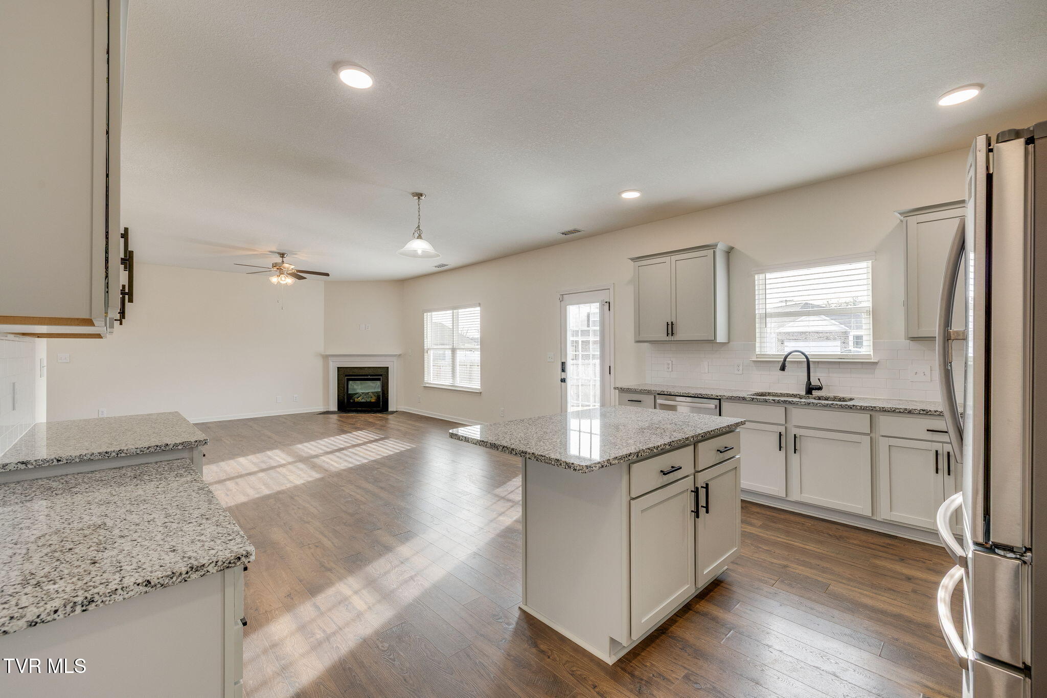 1081 Raccoon Lane
