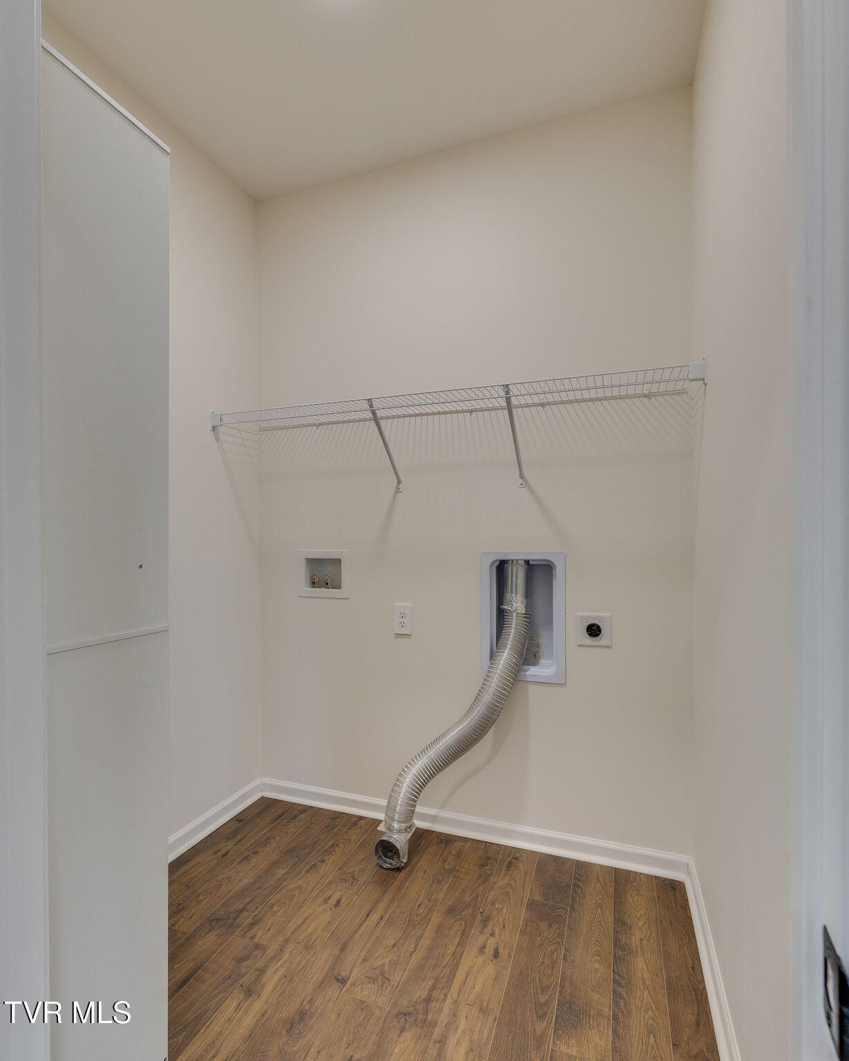 1081 Raccoon Lane