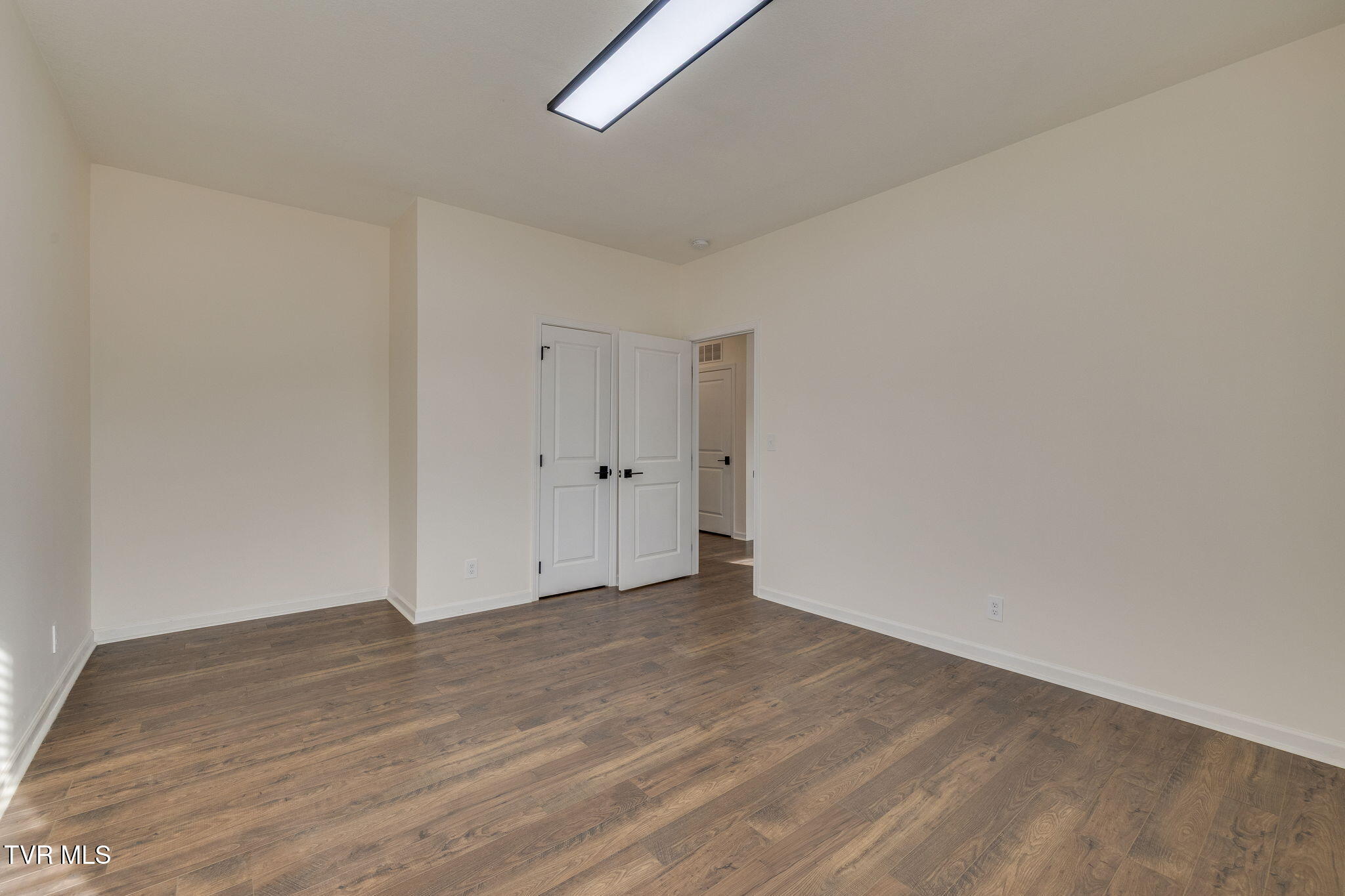 1081 Raccoon Lane